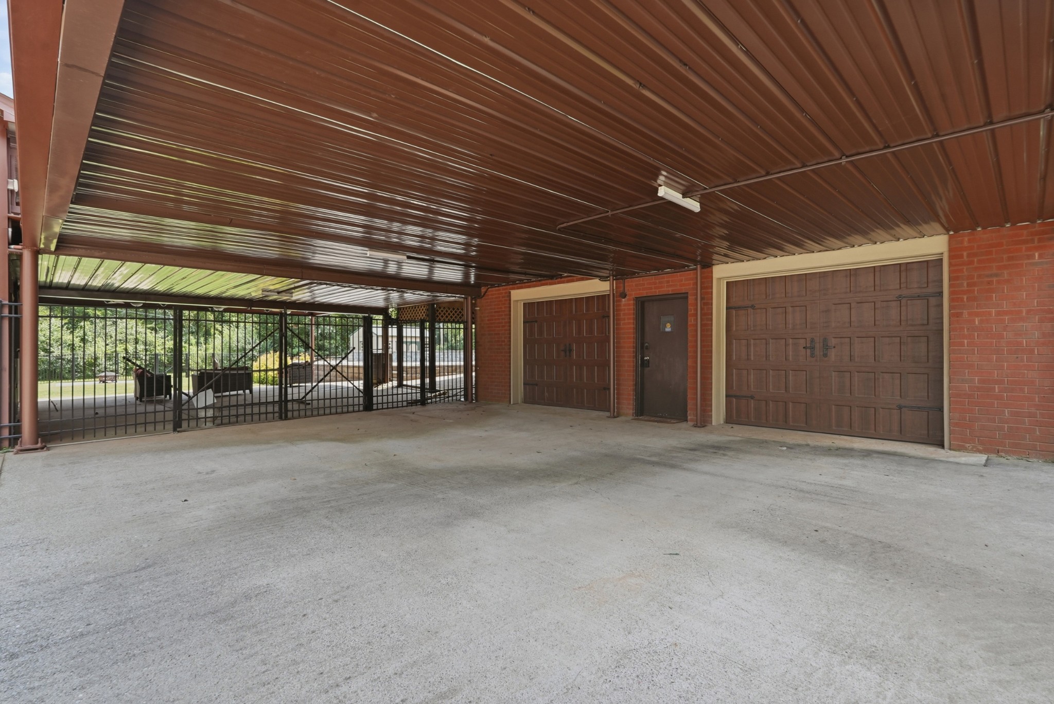 831 Osborne Ln Property Photo 64