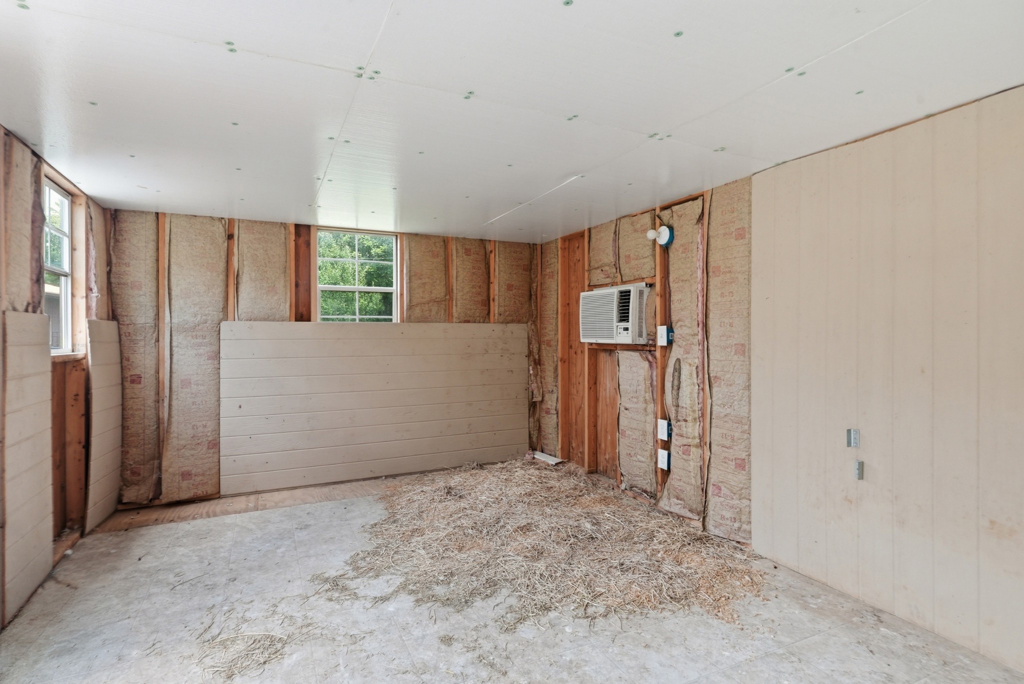 831 Osborne Ln Property Photo 71