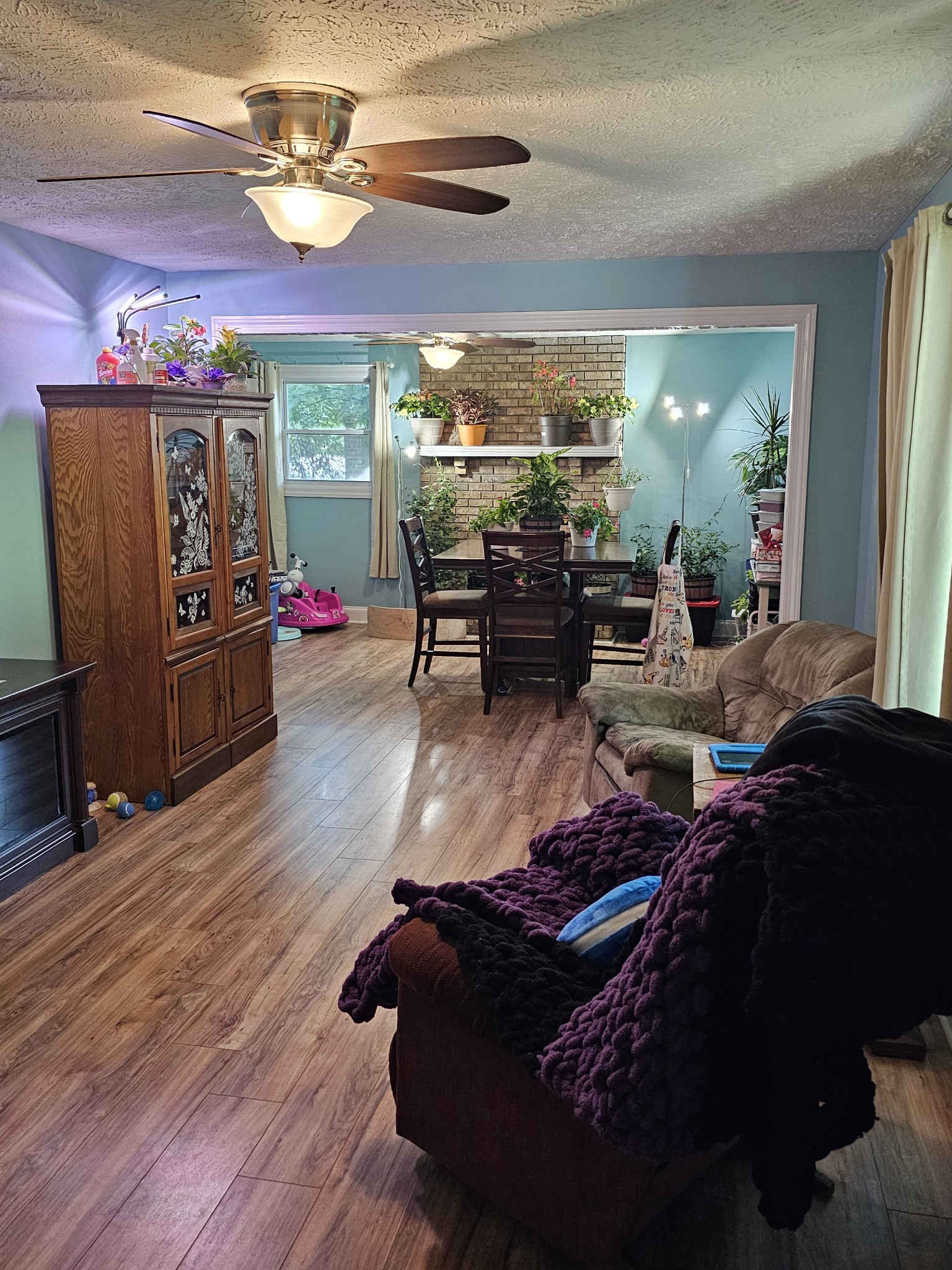 1215 Parkview Ter Property Photo 4