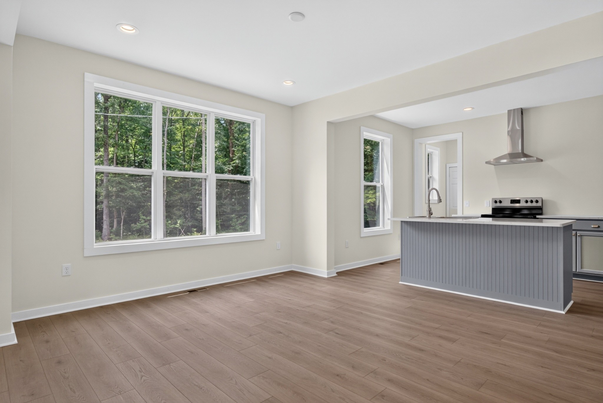 1023 W Laurel Way Property Photo 10