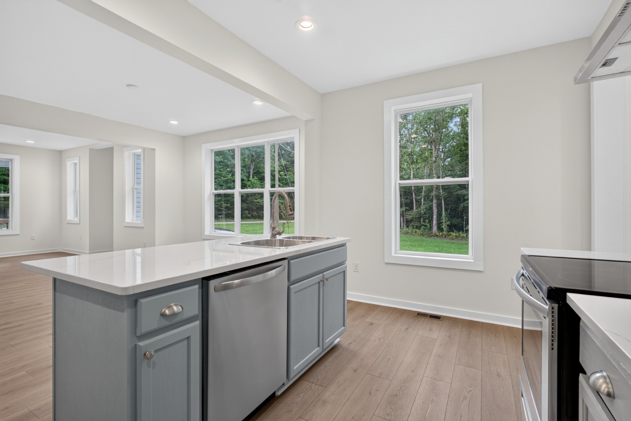 1023 W Laurel Way Property Photo 16