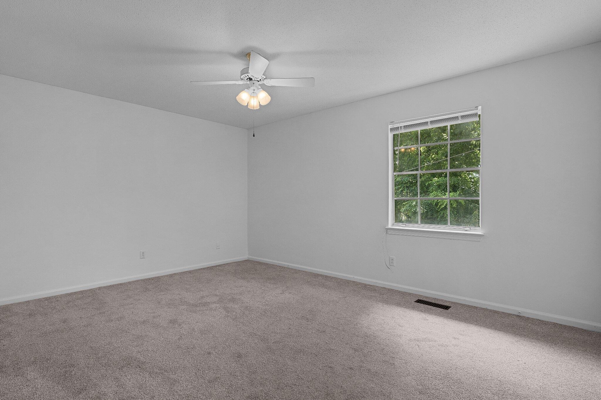 922 Wesley Drive Property Photo 21
