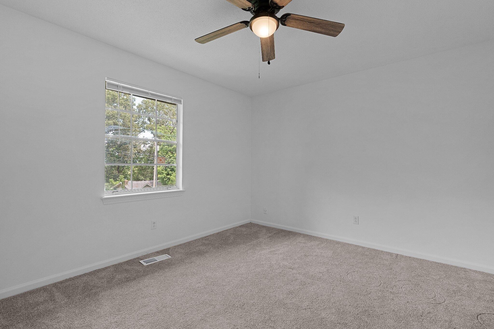 922 Wesley Drive Property Photo 24