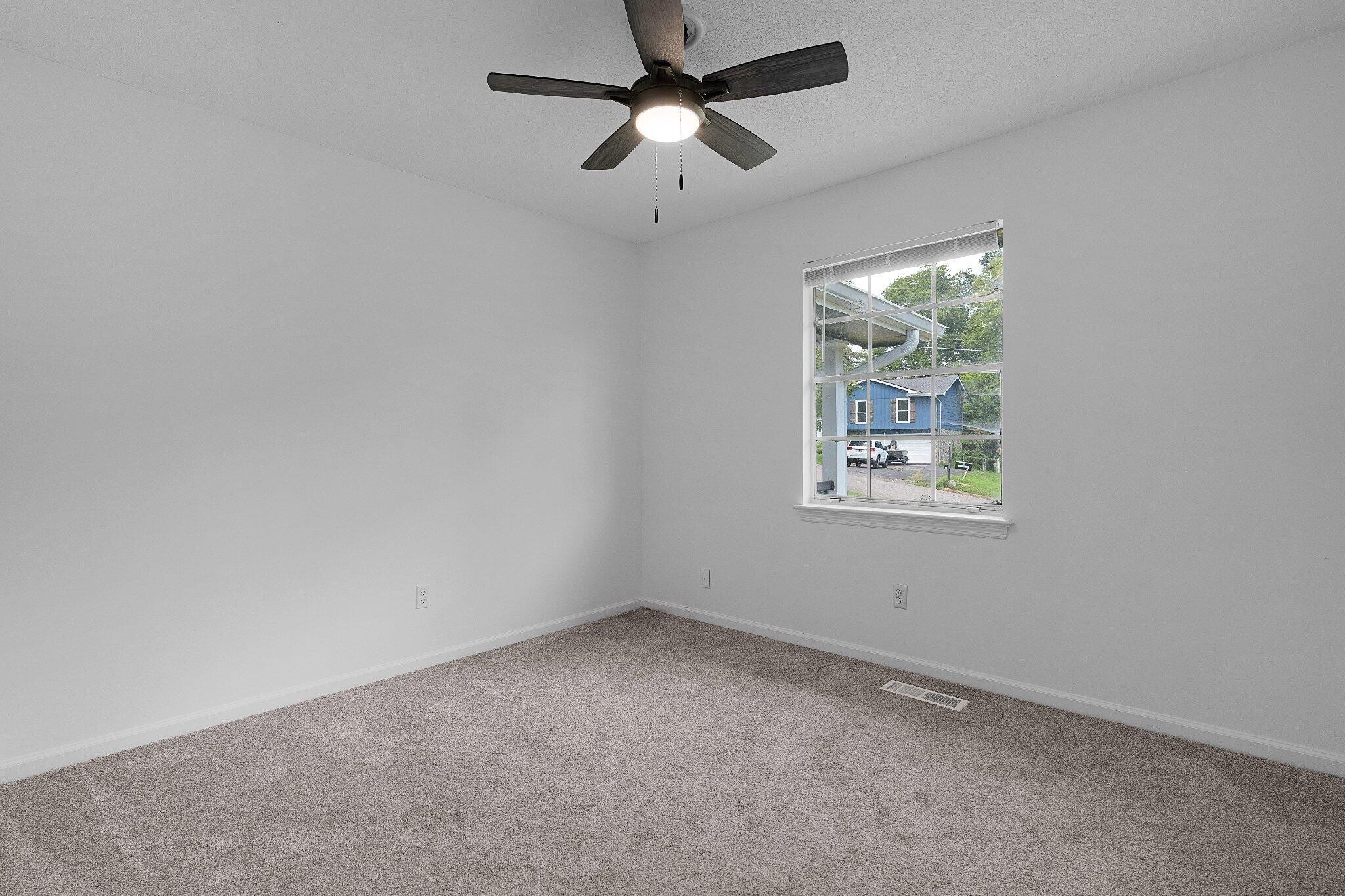 922 Wesley Drive Property Photo 27