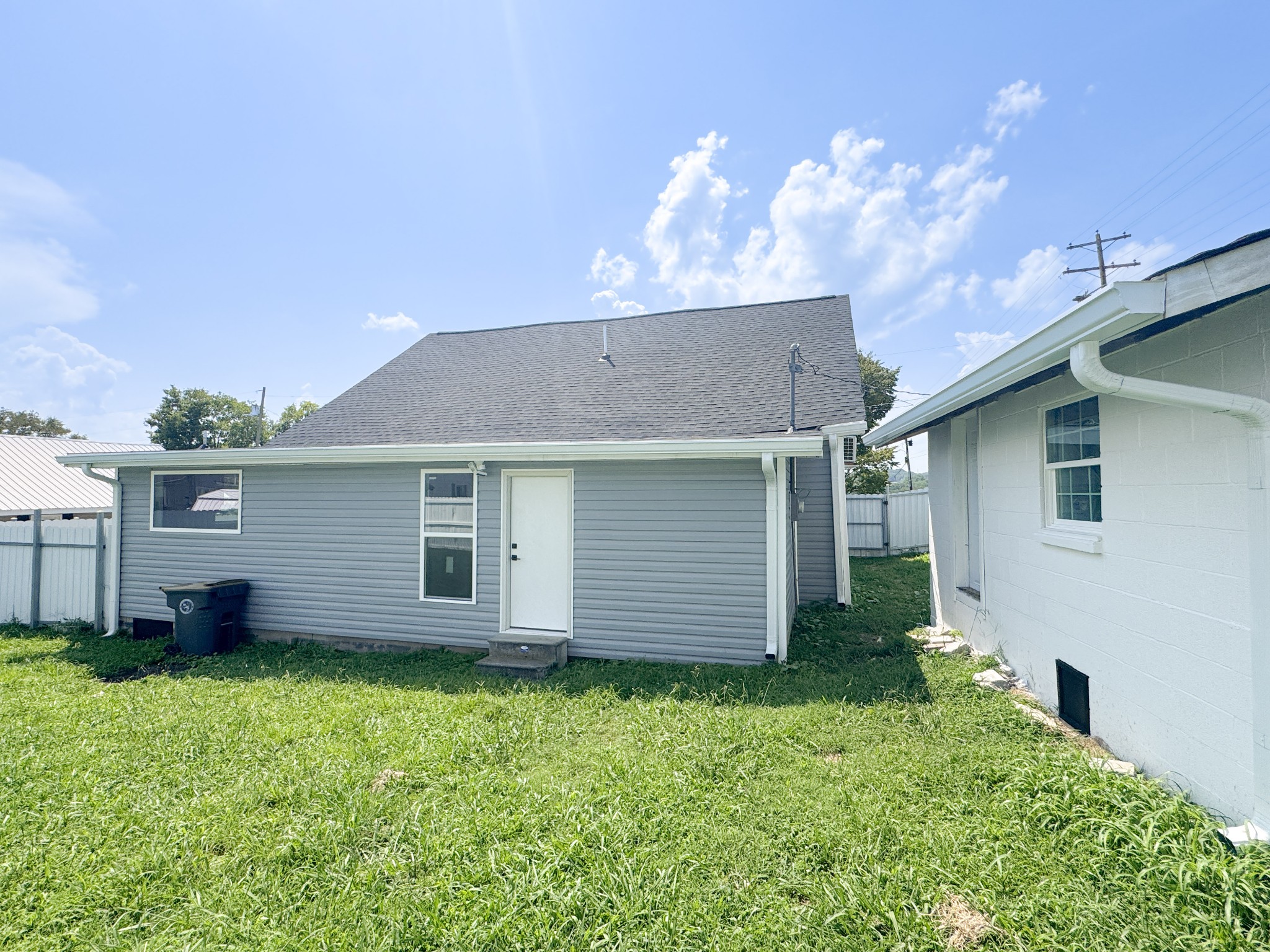 112 Cato St Property Photo 5