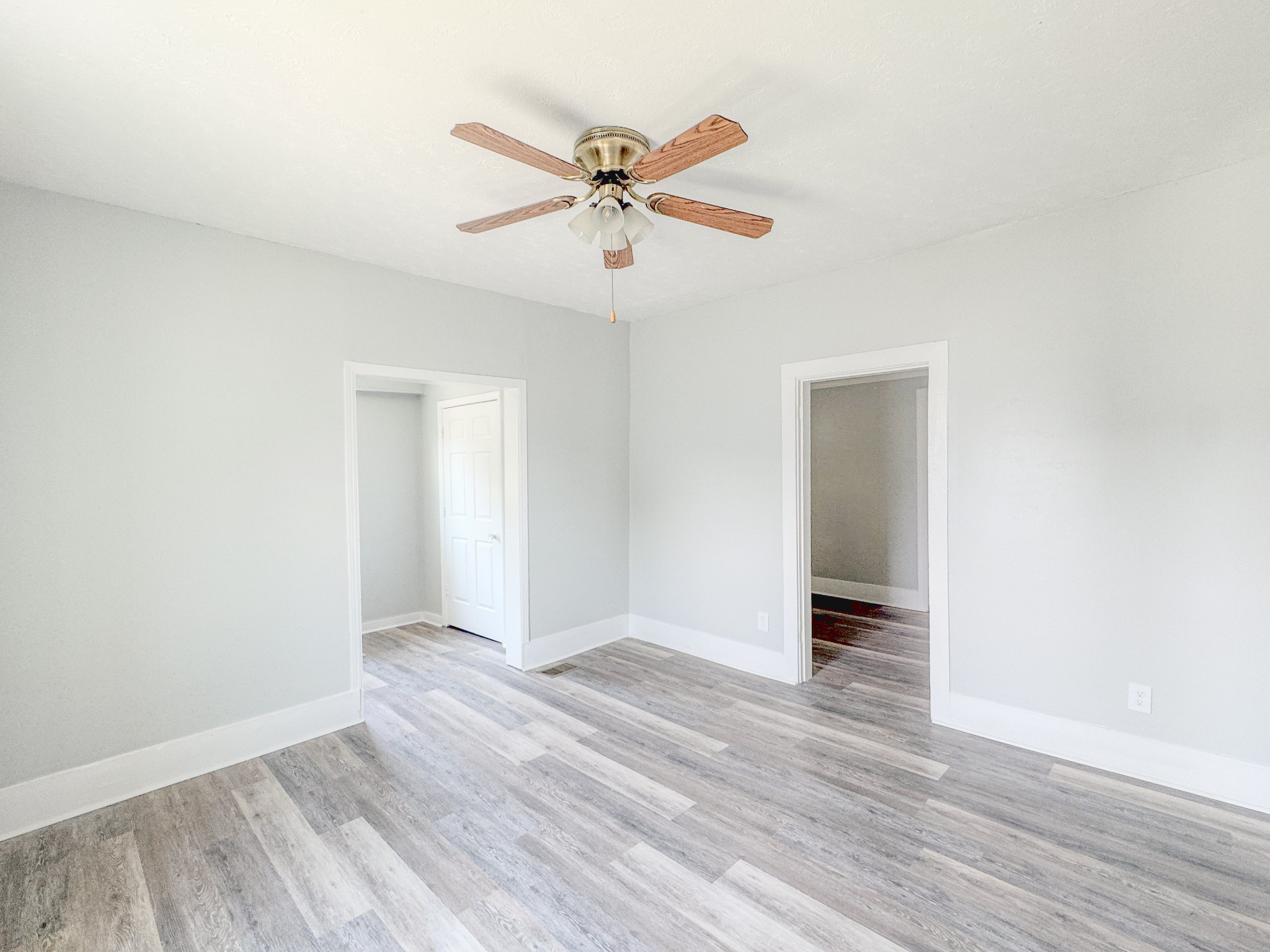 112 Cato St Property Photo 8