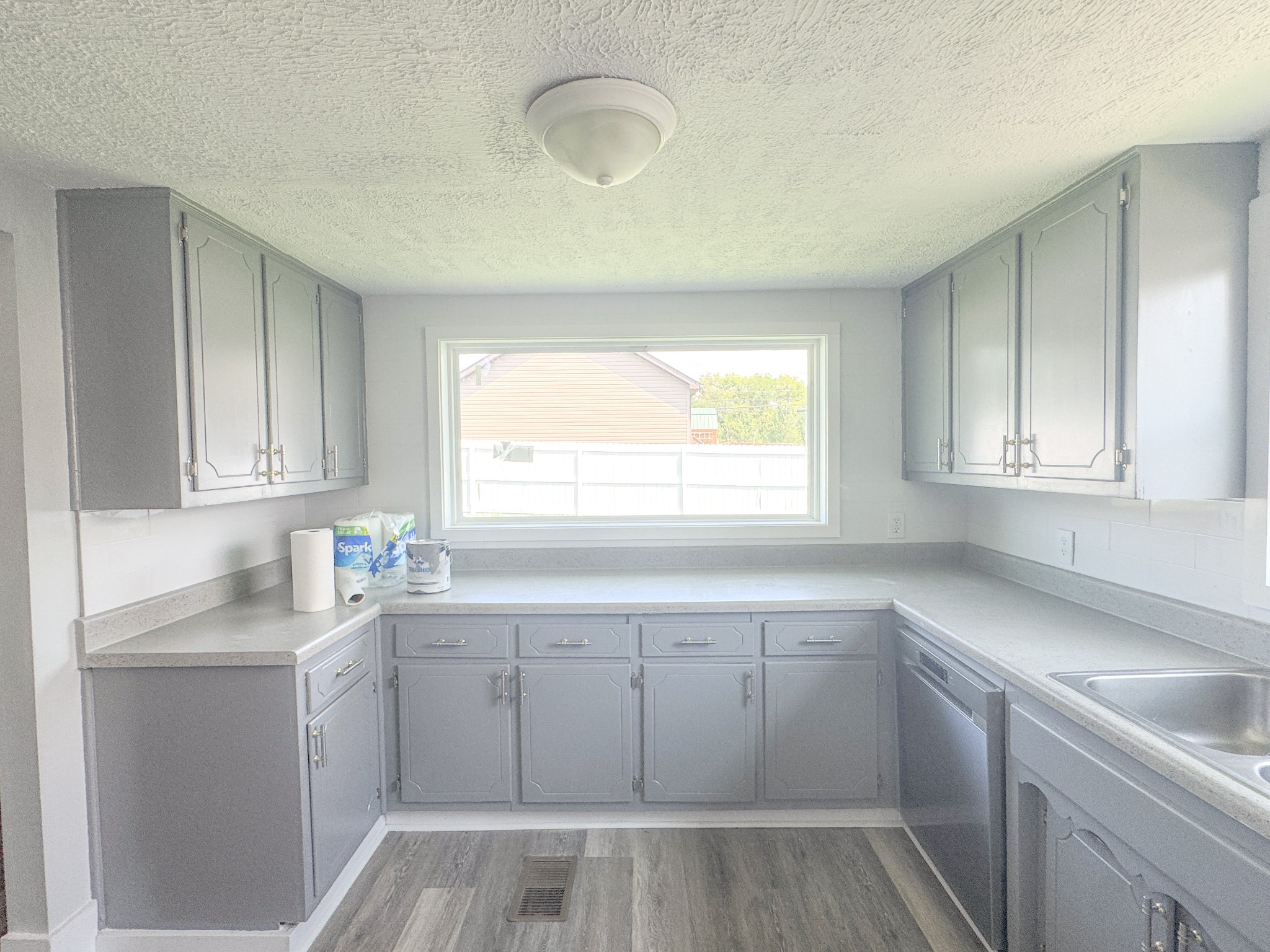 112 Cato St Property Photo 12