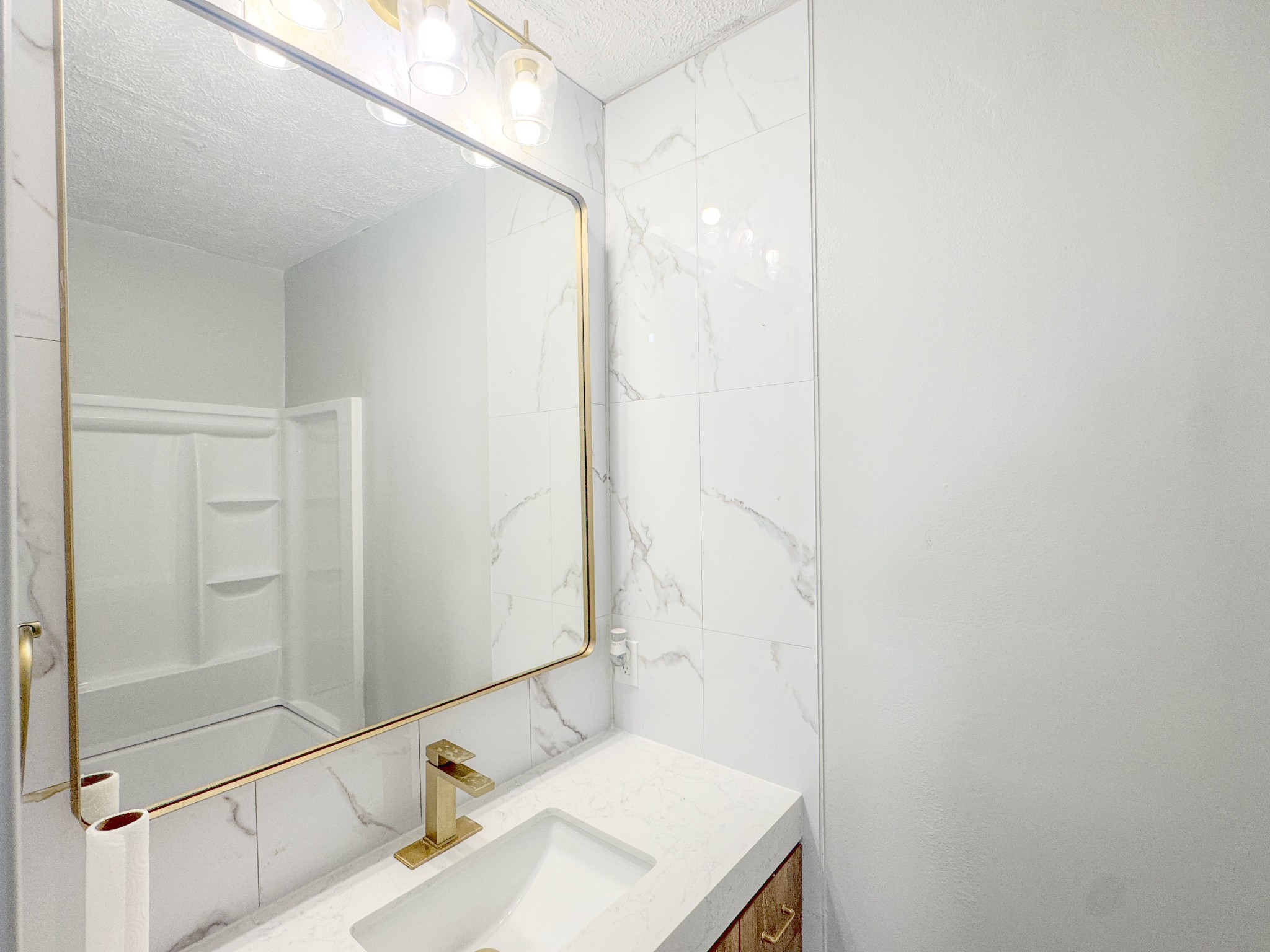 112 Cato St Property Photo 19