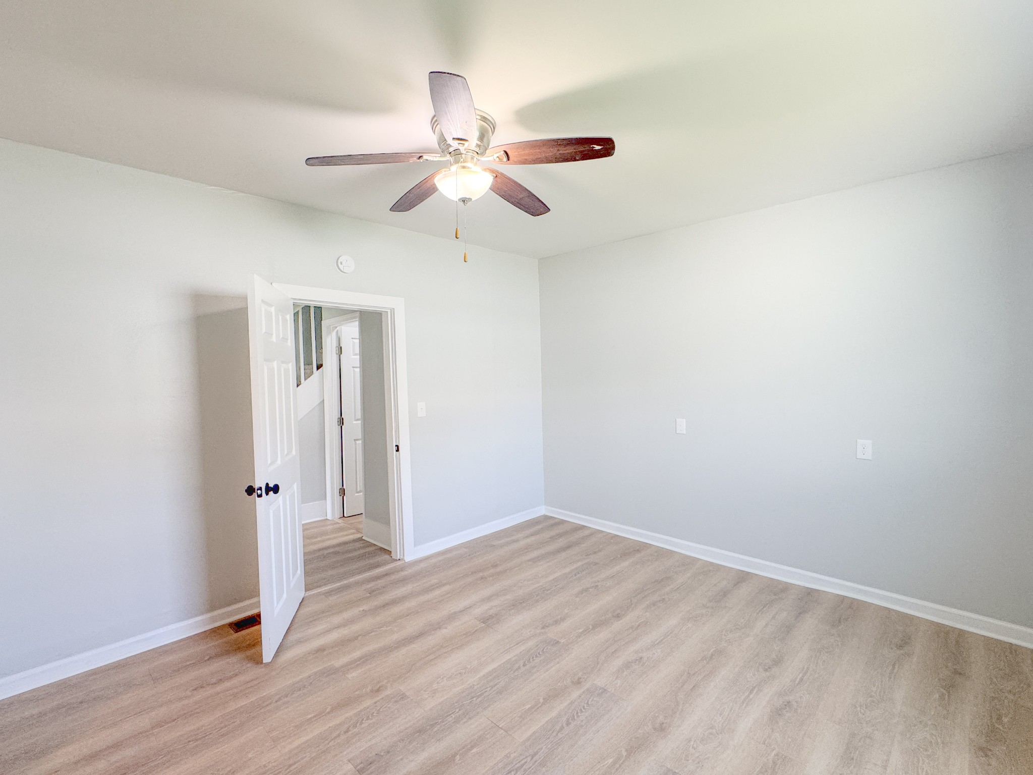112 Cato St Property Photo 24
