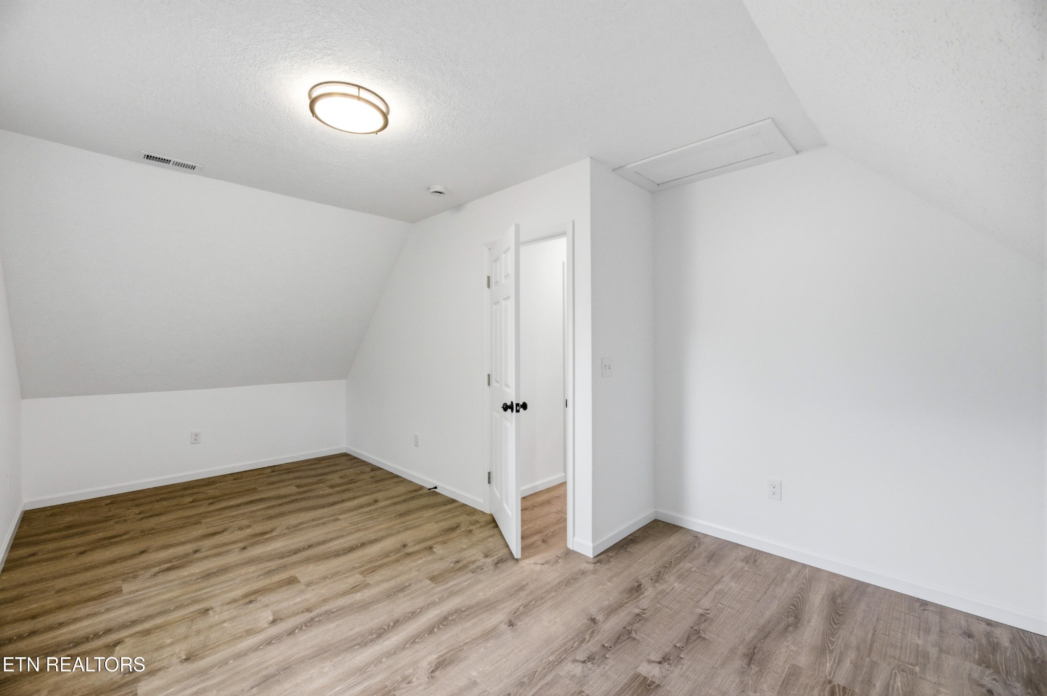 514 Church St Property Photo 15