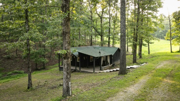 122 Day Break Rd Property Photo 4