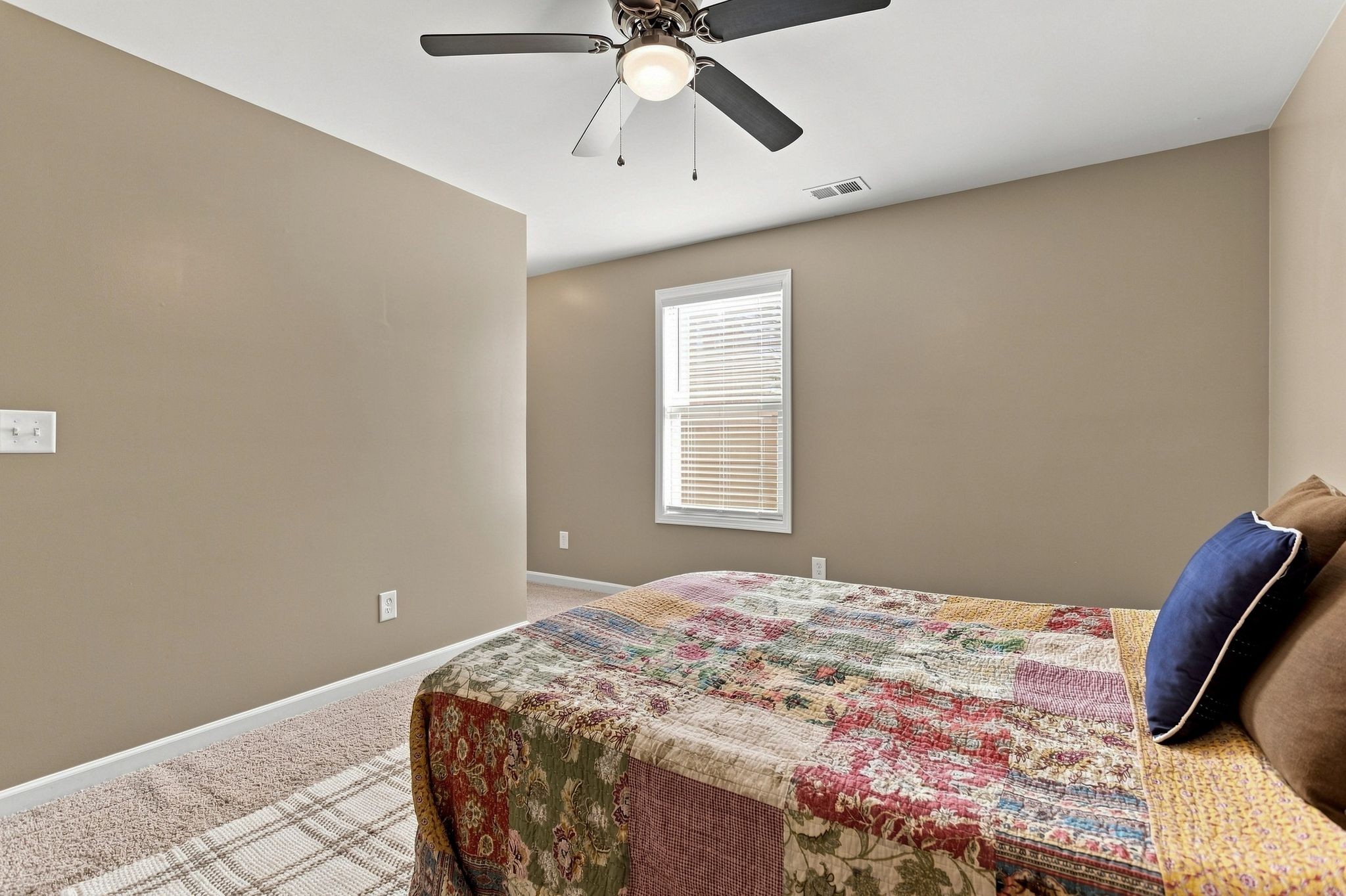 3022 Alan Dr Property Photo 32