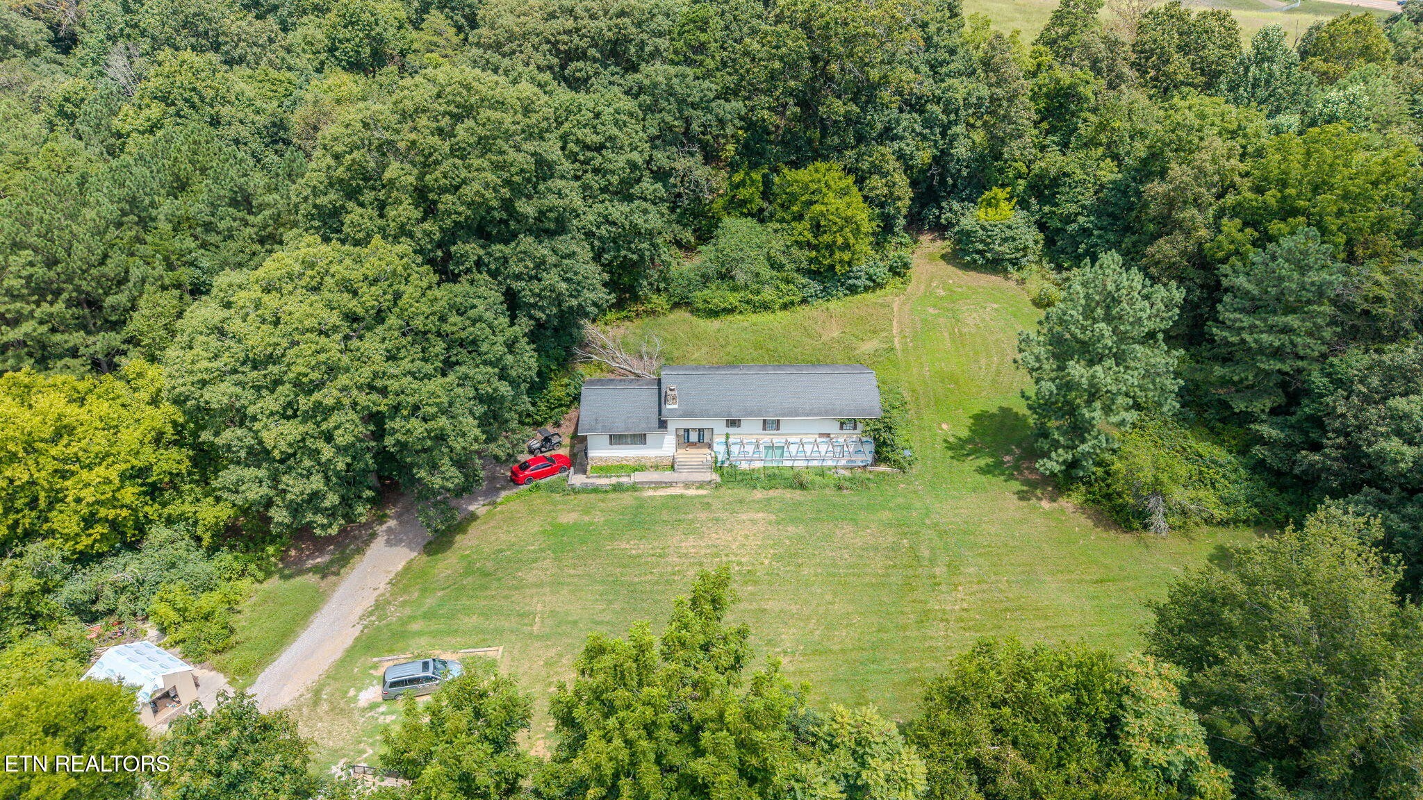122 Piney Rd Property Photo 4