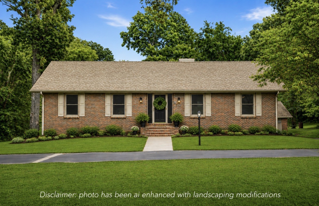 252 Edgewood Dr Property Photo 2