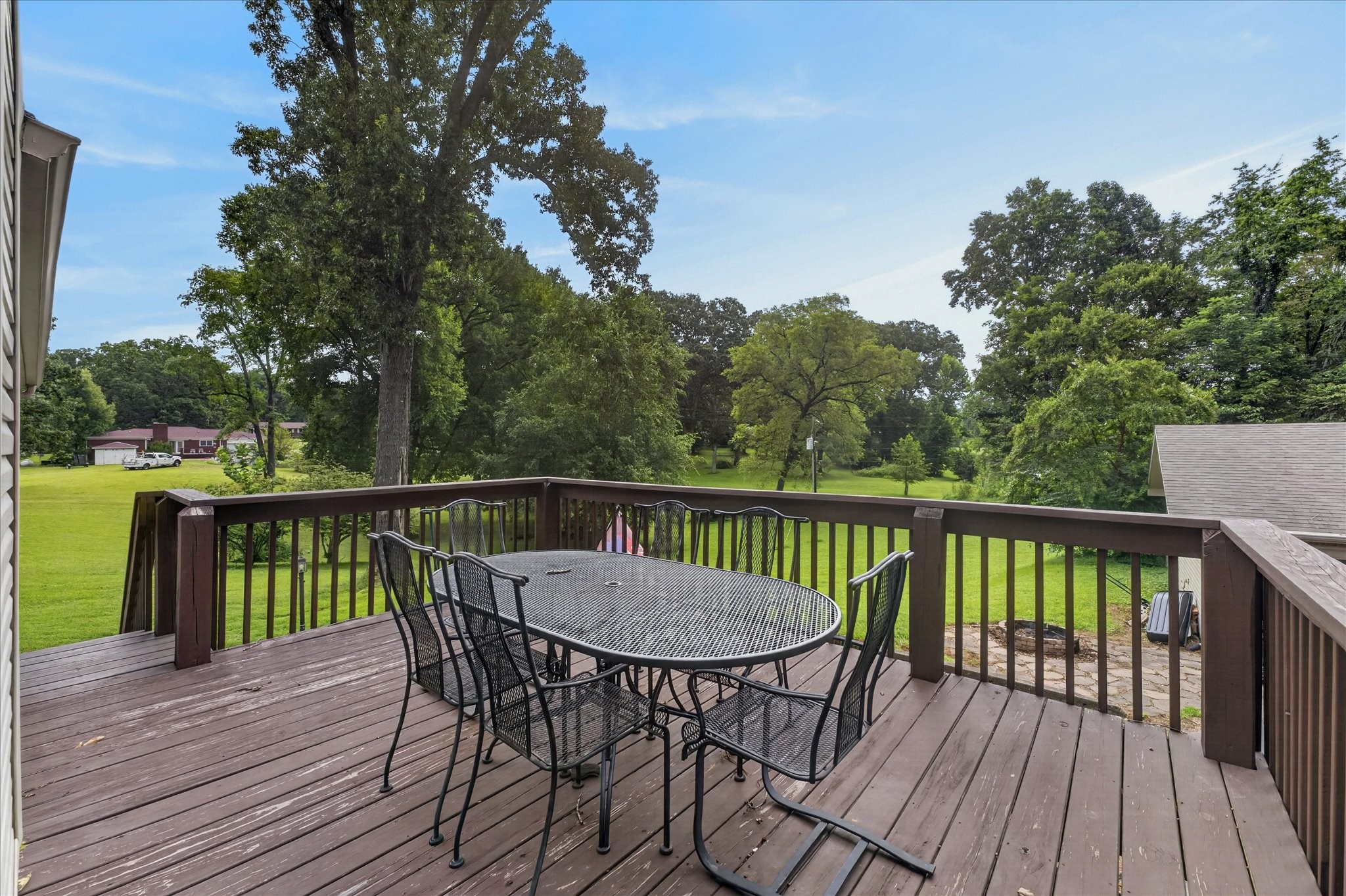 252 Edgewood Dr Property Photo 38