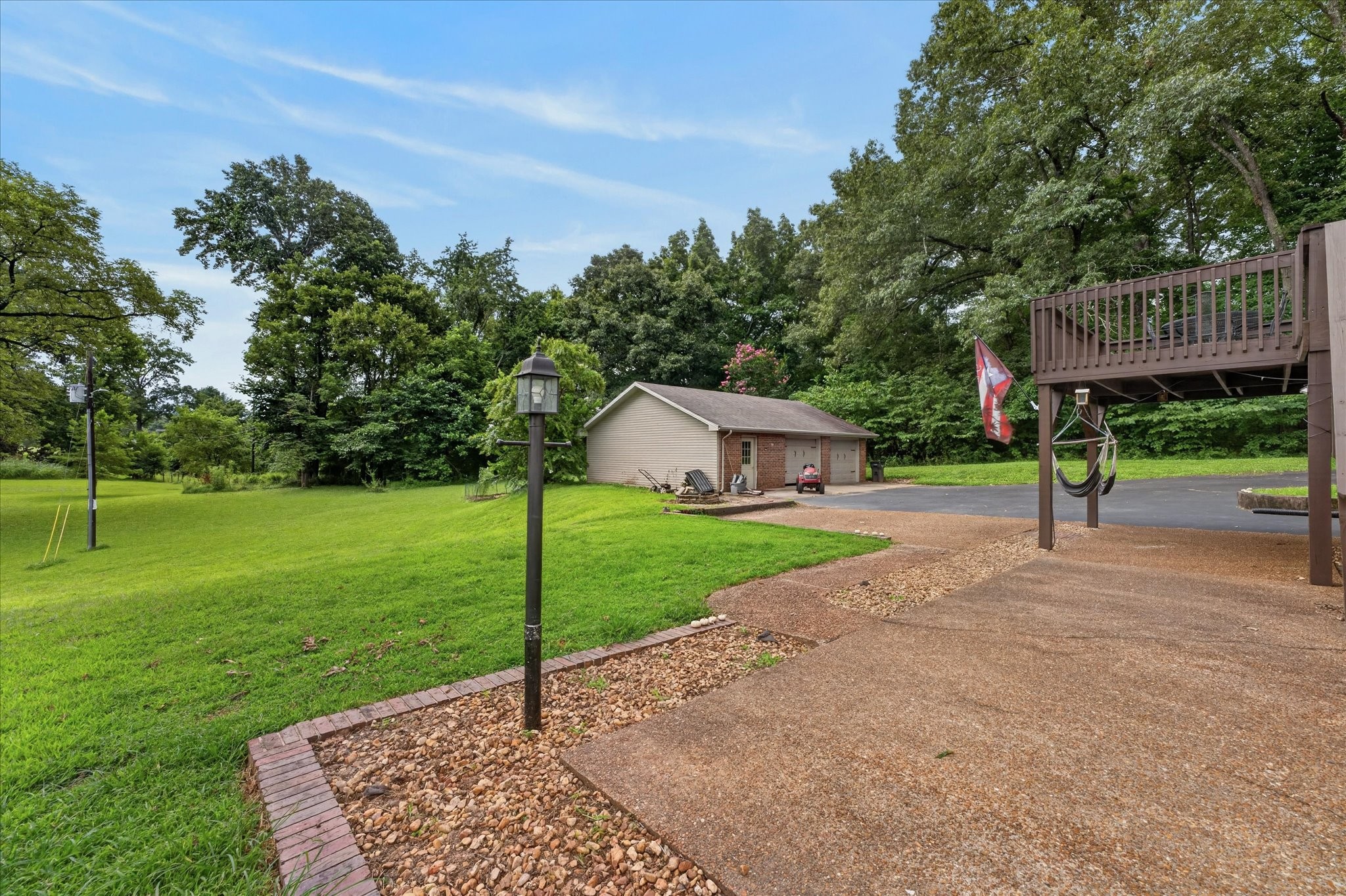 252 Edgewood Dr Property Photo 39
