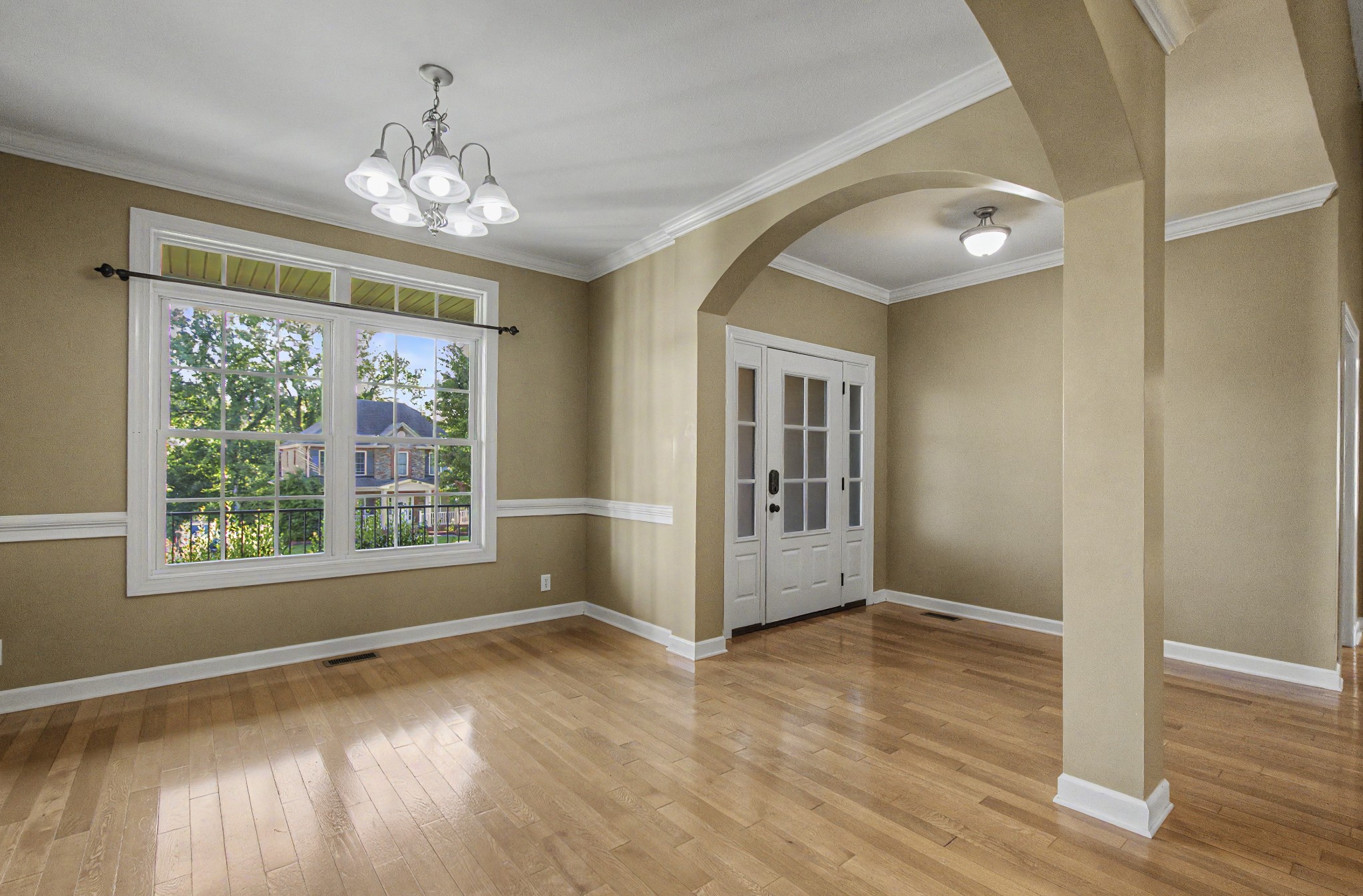 3543 Overridge Circle Property Photo 7