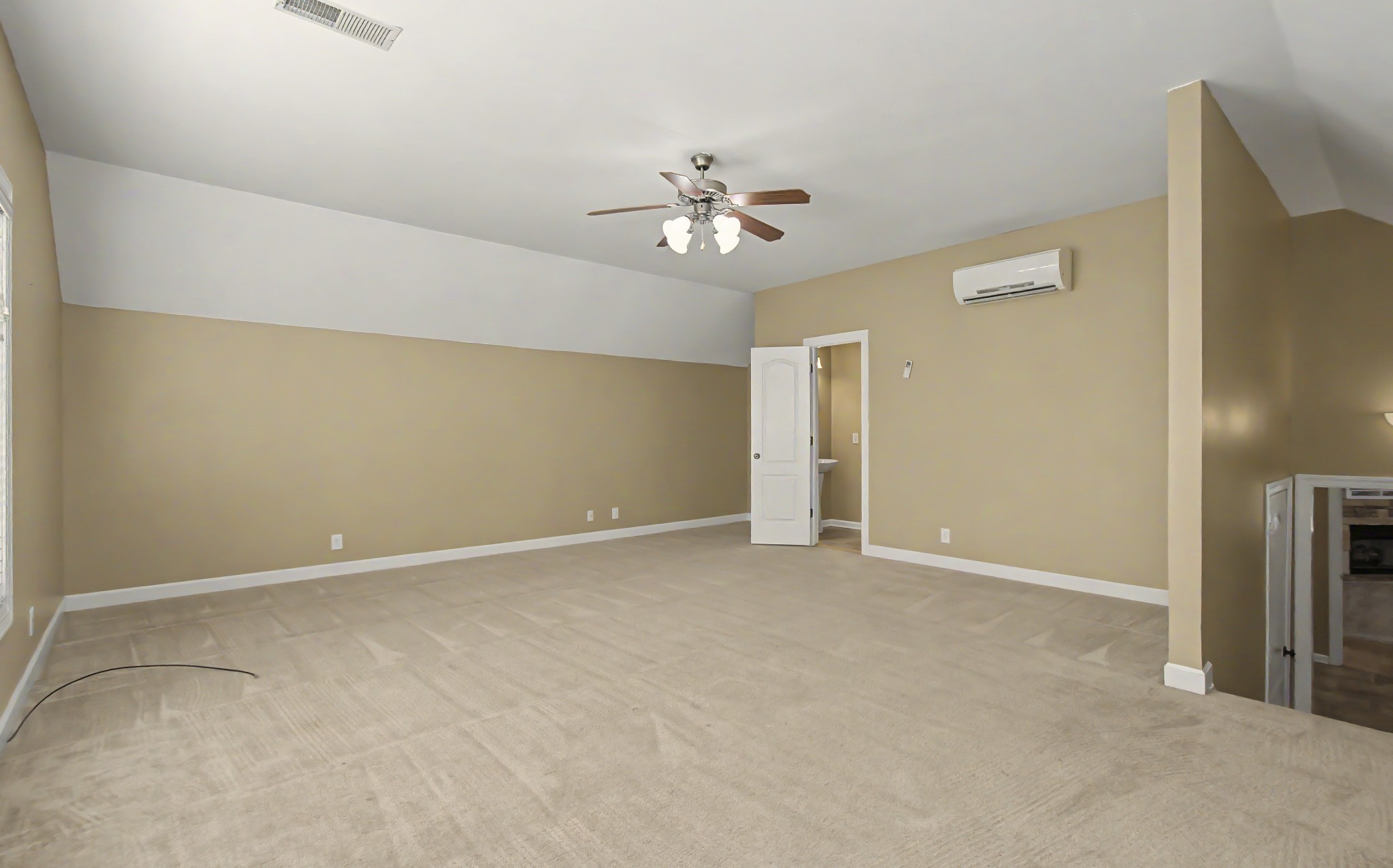 3543 Overridge Circle Property Photo 54