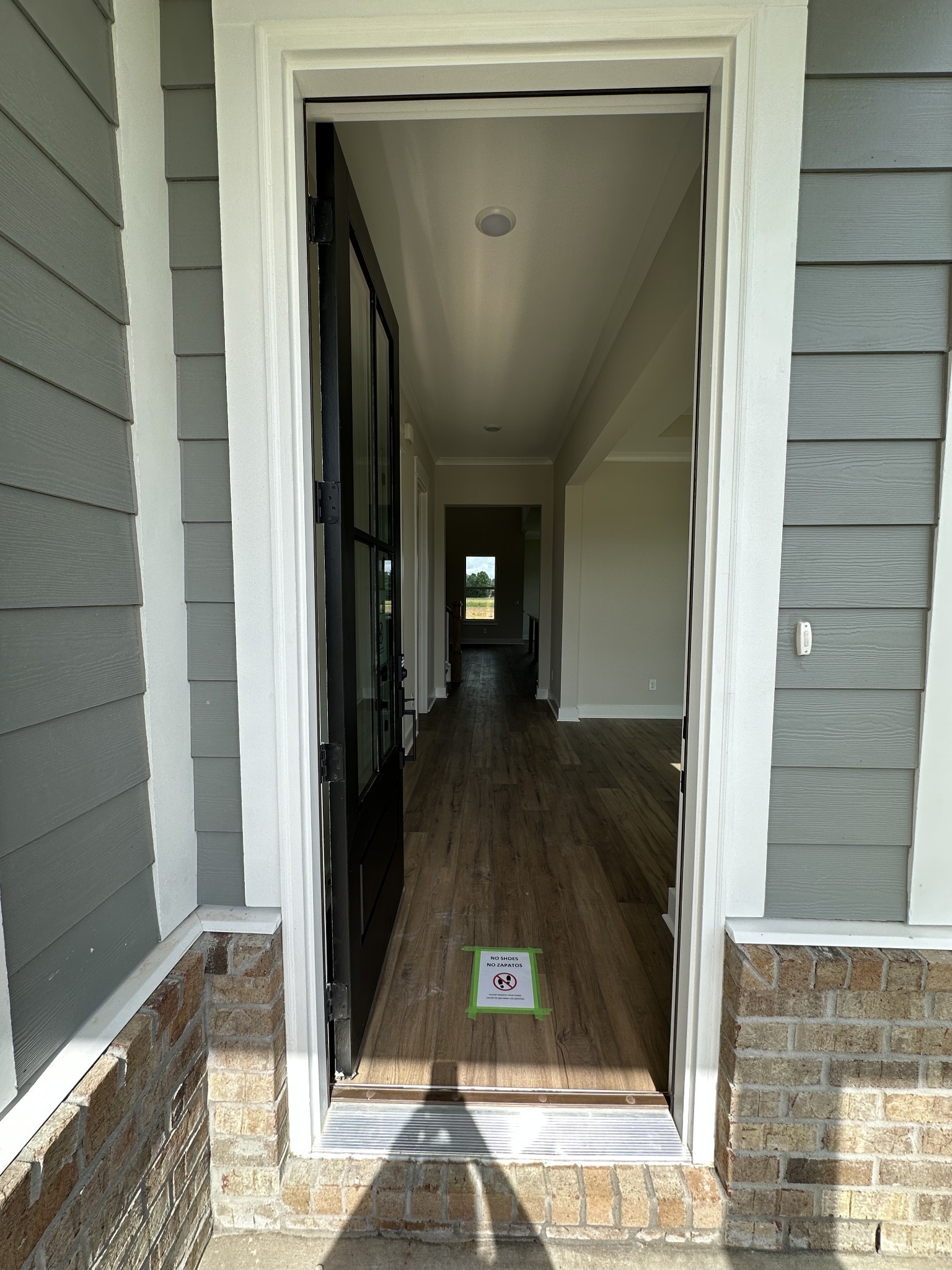2906 Chetco Way Property Photo 5
