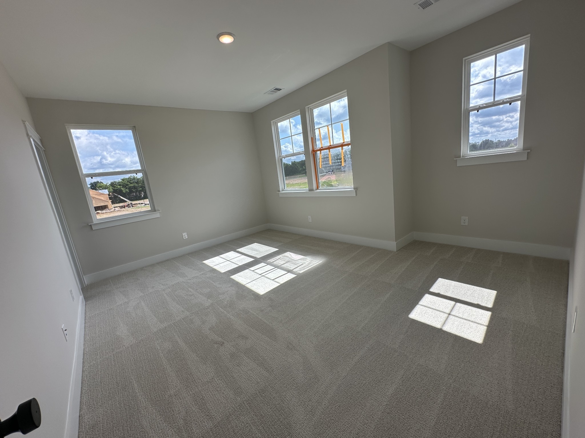 2906 Chetco Way Property Photo 43