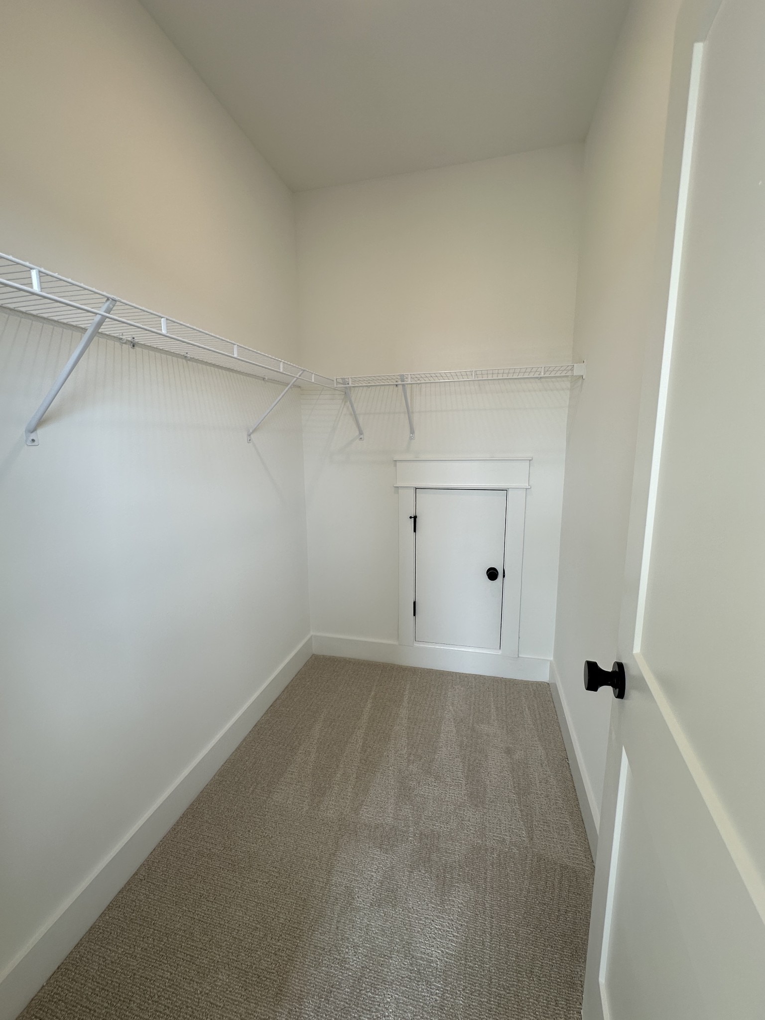2906 Chetco Way Property Photo 45