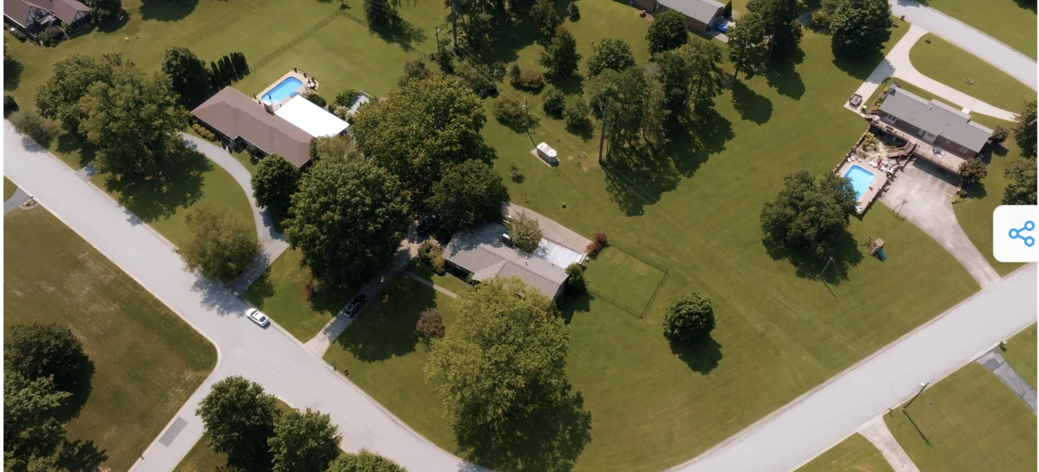 580 Stratford Way Property Photo 1