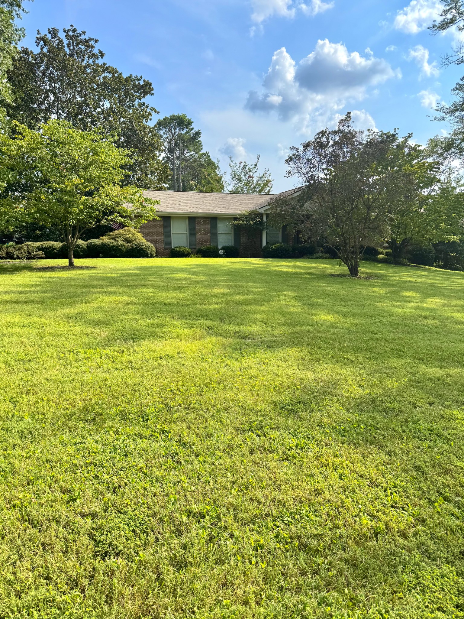 580 Stratford Way Property Photo 1