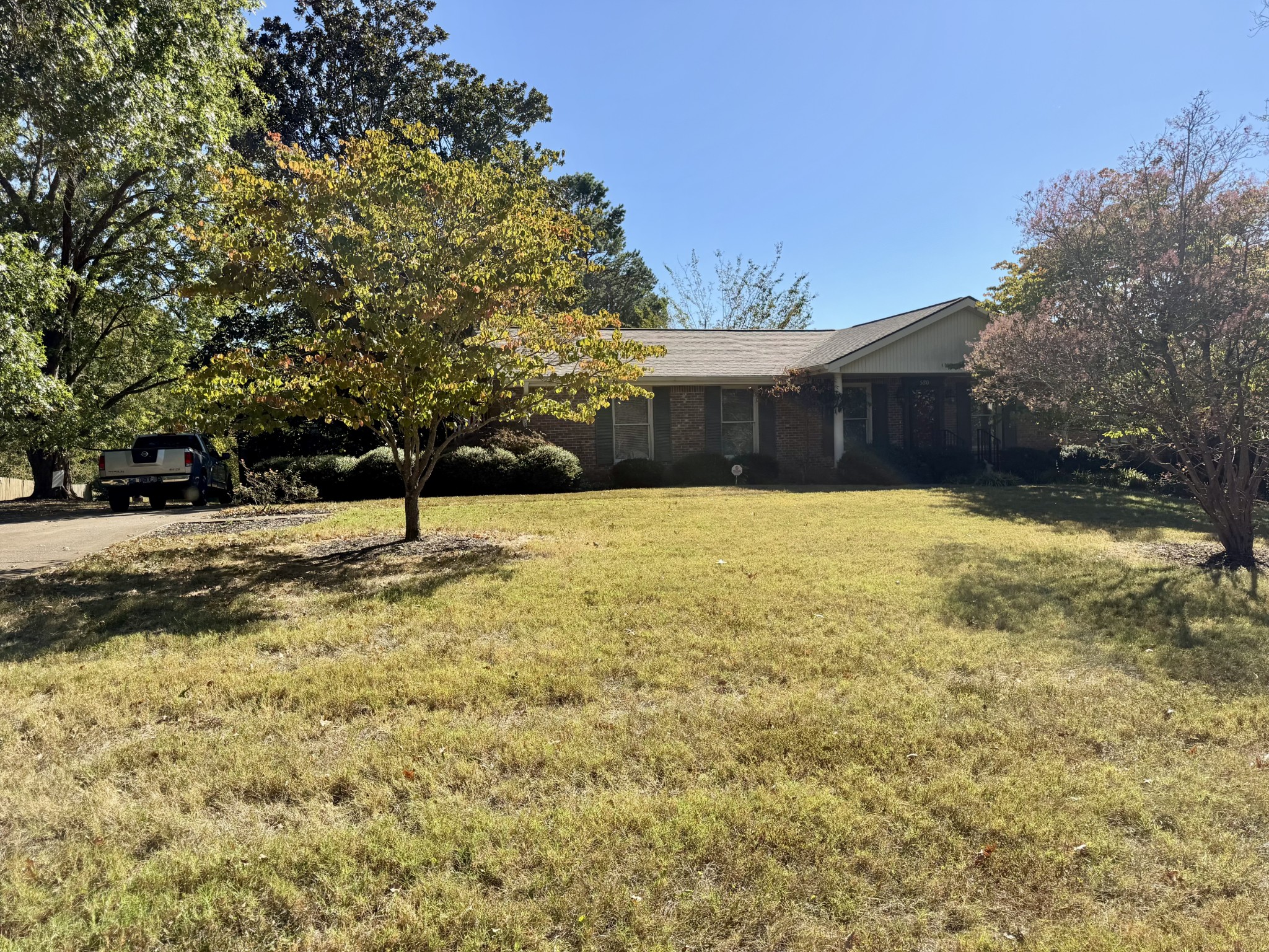 580 Stratford Way Property Photo 1