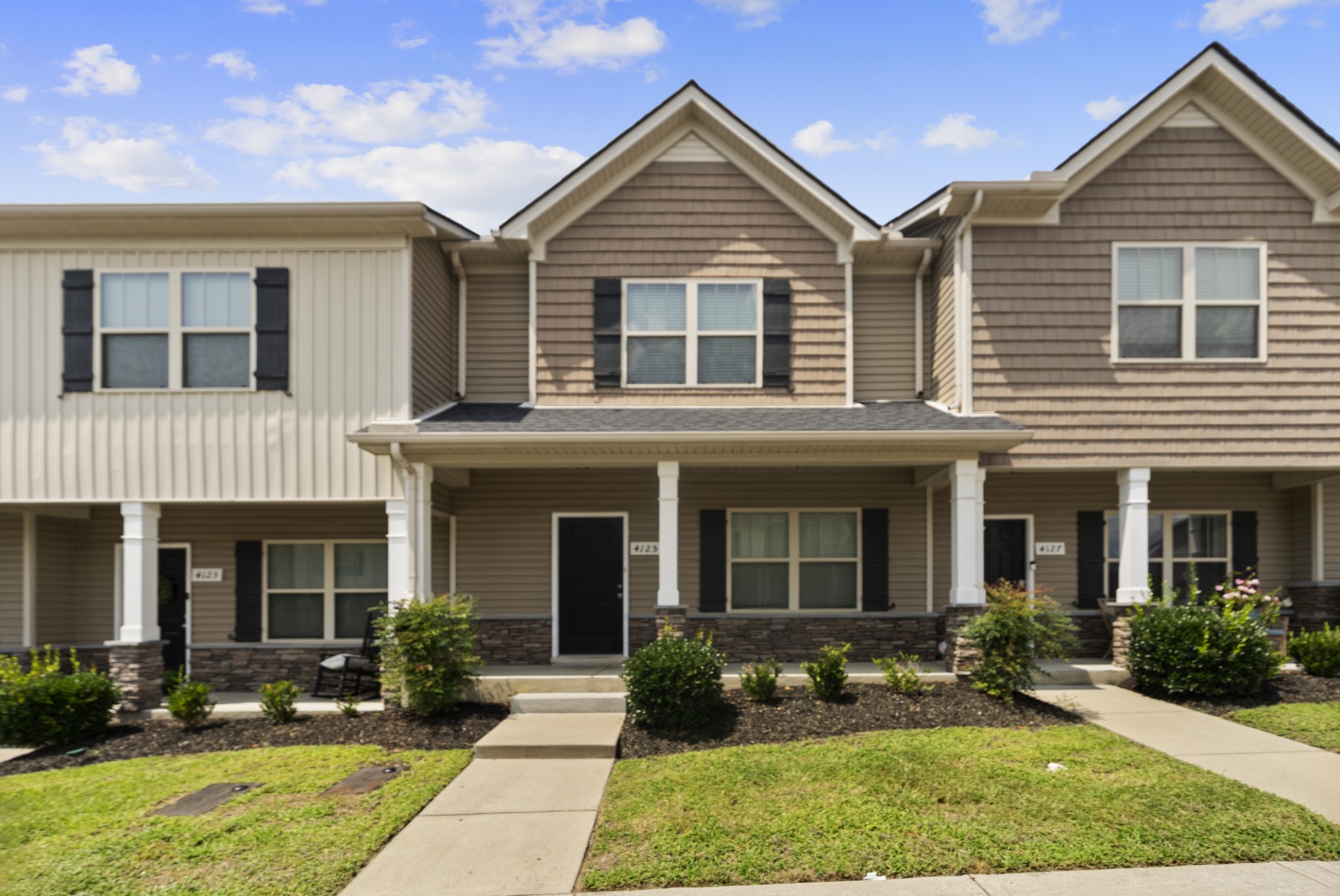 4125 Saddlecreek Way Property Photo 1