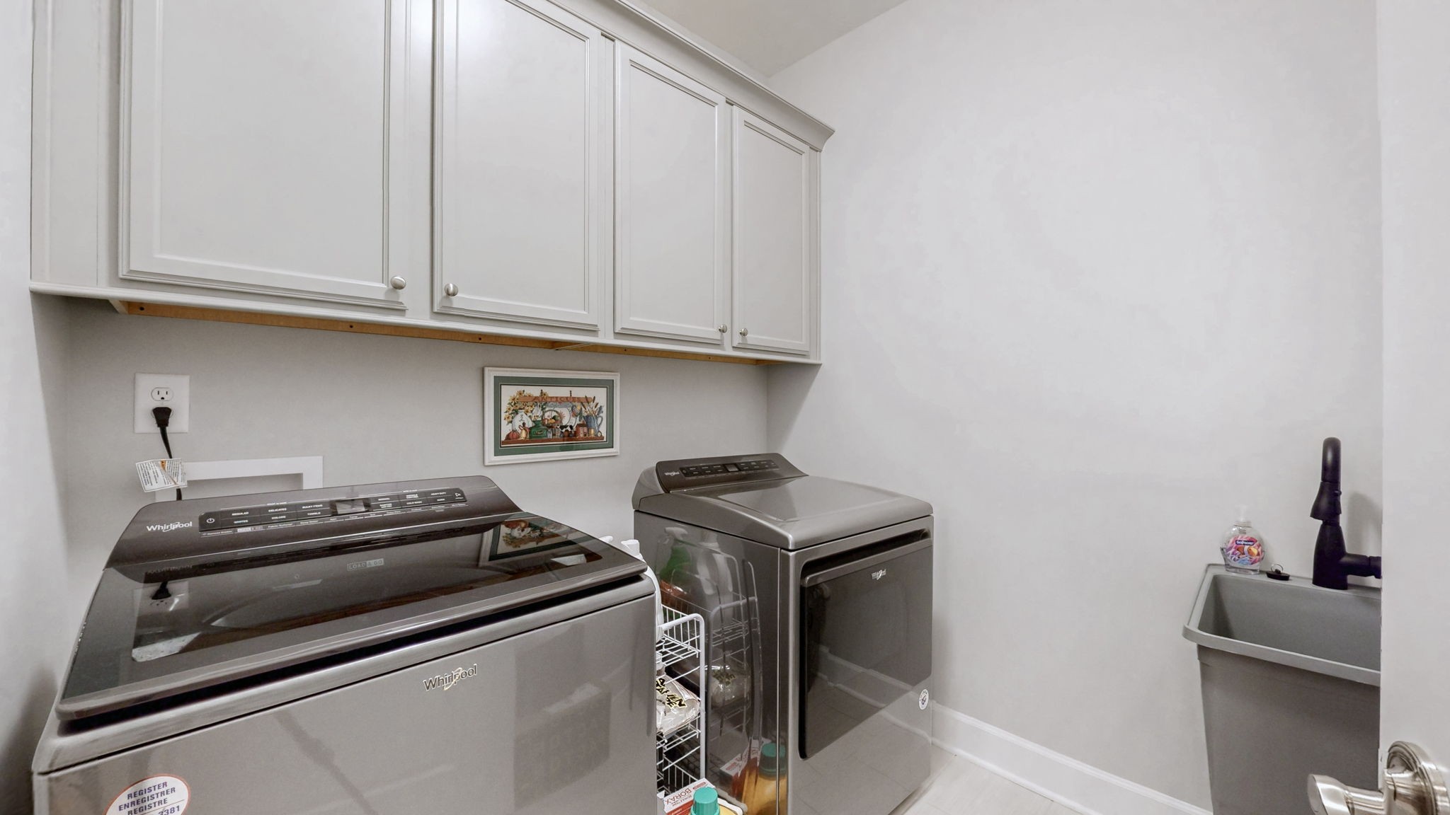 2460 Stonecenter Ln Property Photo 17