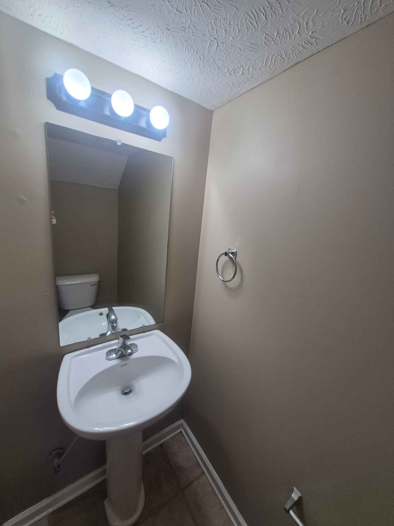 808 Oak Arbor Ct Property Photo 9