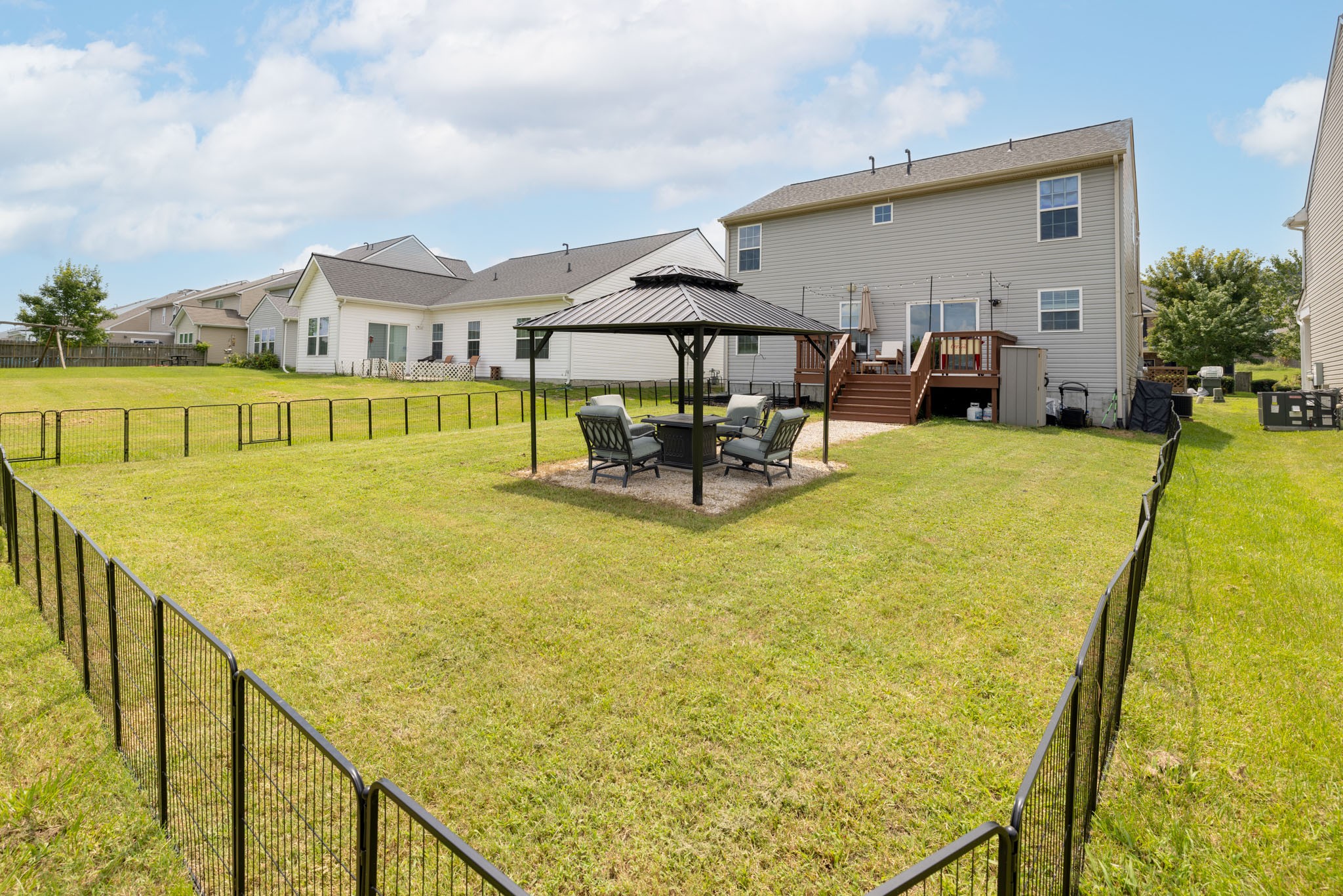 1304 Scarcroft Ln Property Photo 7