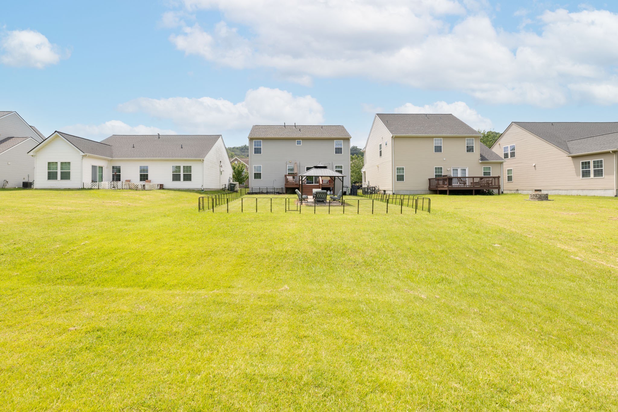 1304 Scarcroft Ln Property Photo 16
