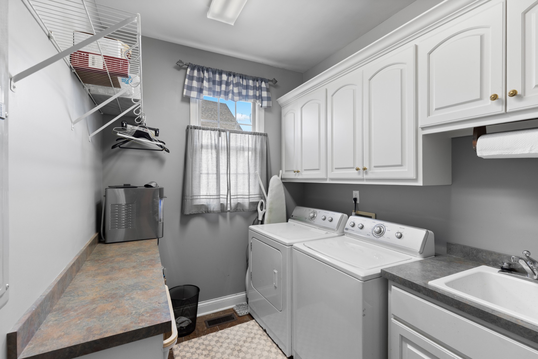 1010 Calebs Walk Property Photo 46