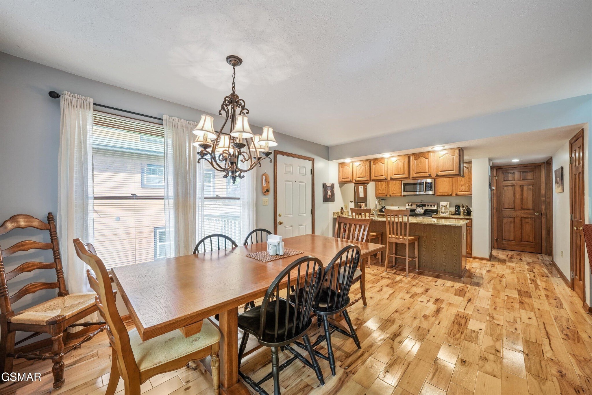 333 Woodridge Way Property Photo 11