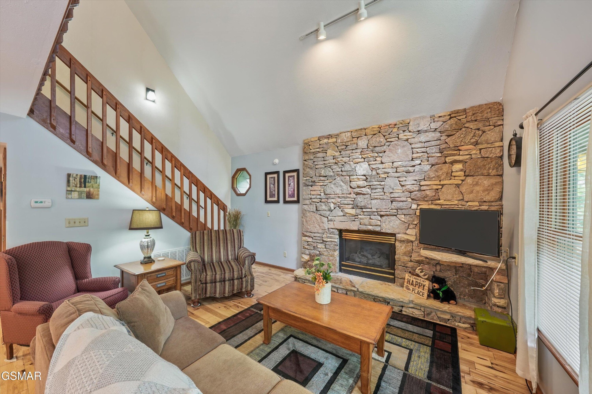 333 Woodridge Way Property Photo 12