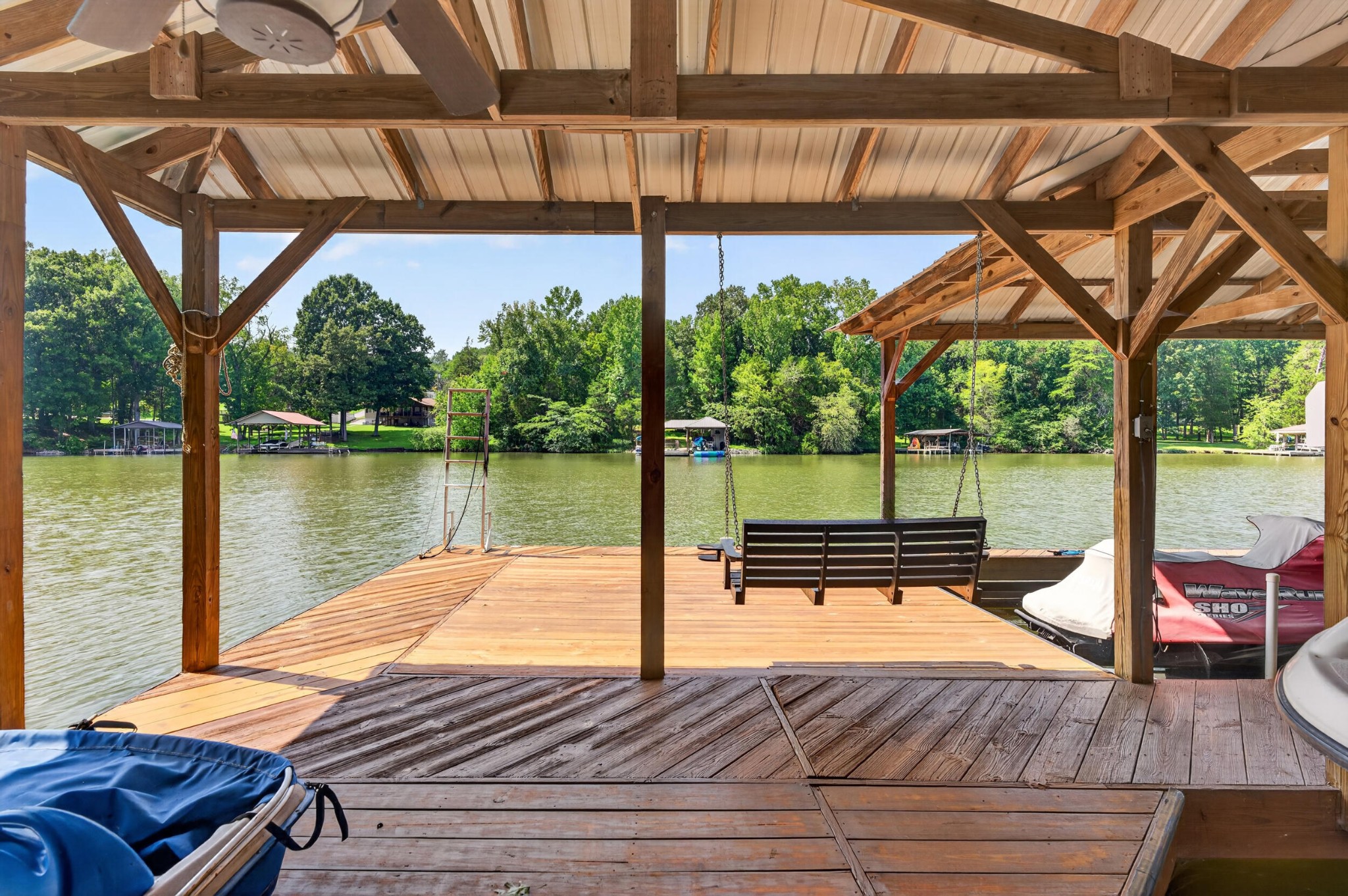186 Lakeview Cove Drive Property Photo 48
