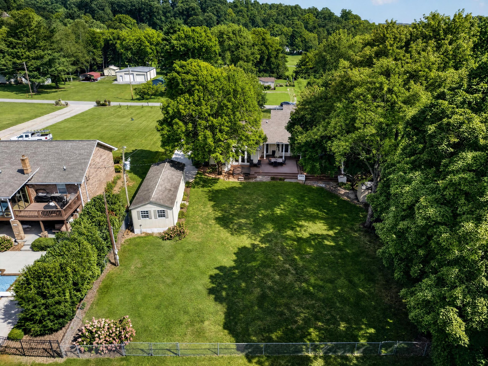 186 Lakeview Cove Drive Property Photo 57