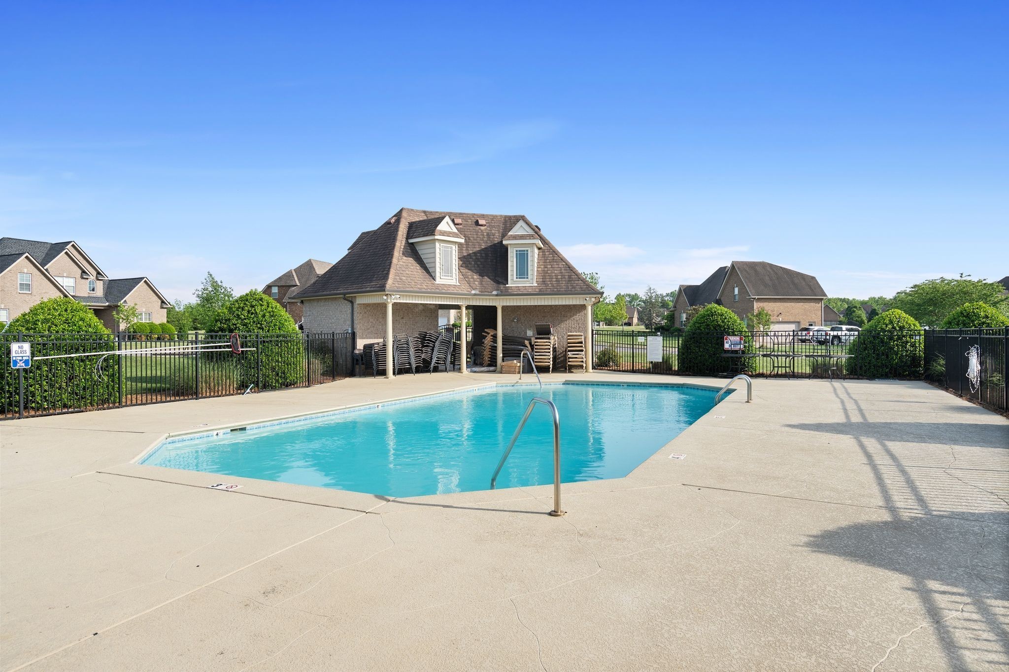 1219 Lewis Downs Dr