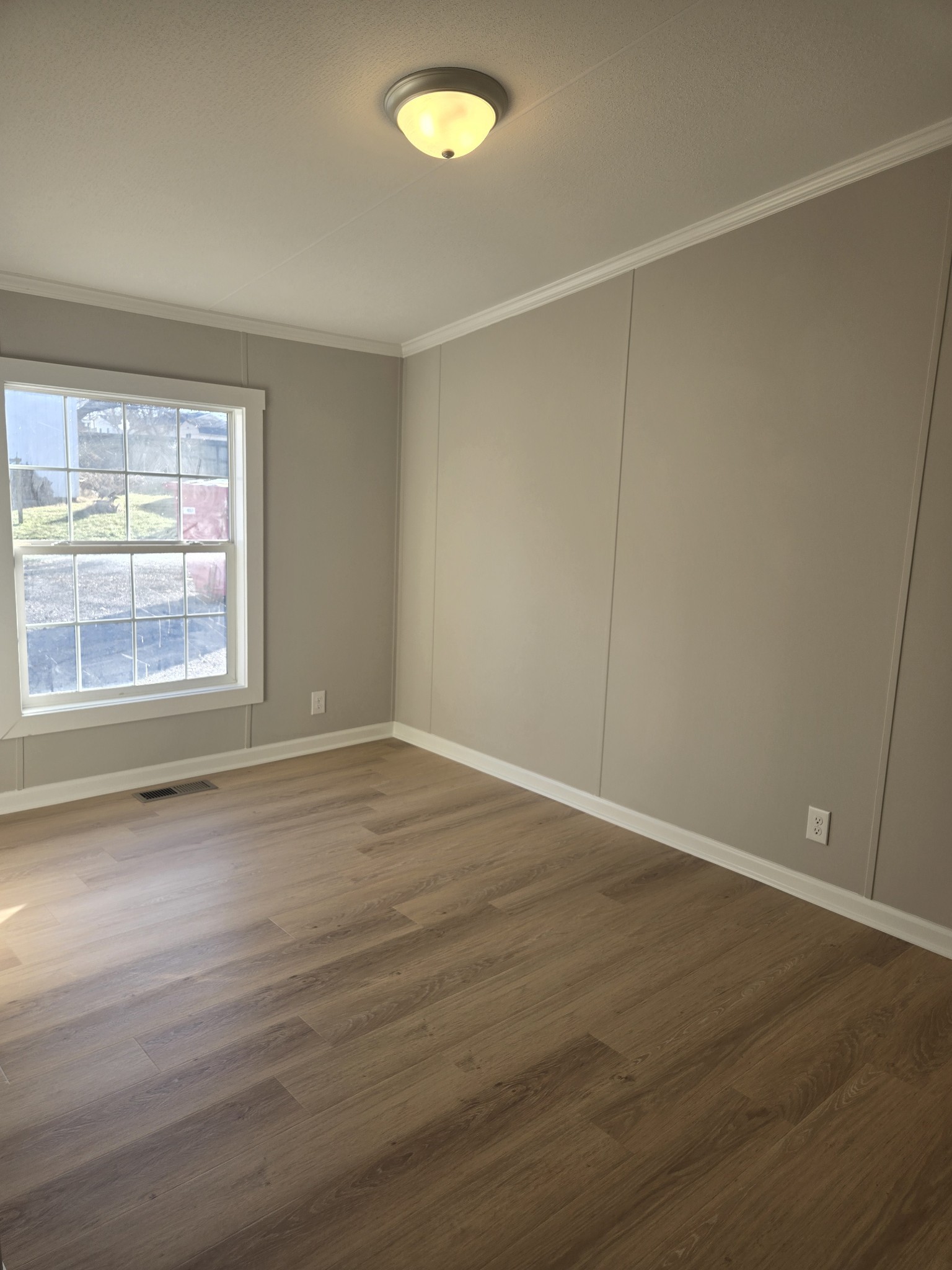 227 E Park Ave Property Photo 17
