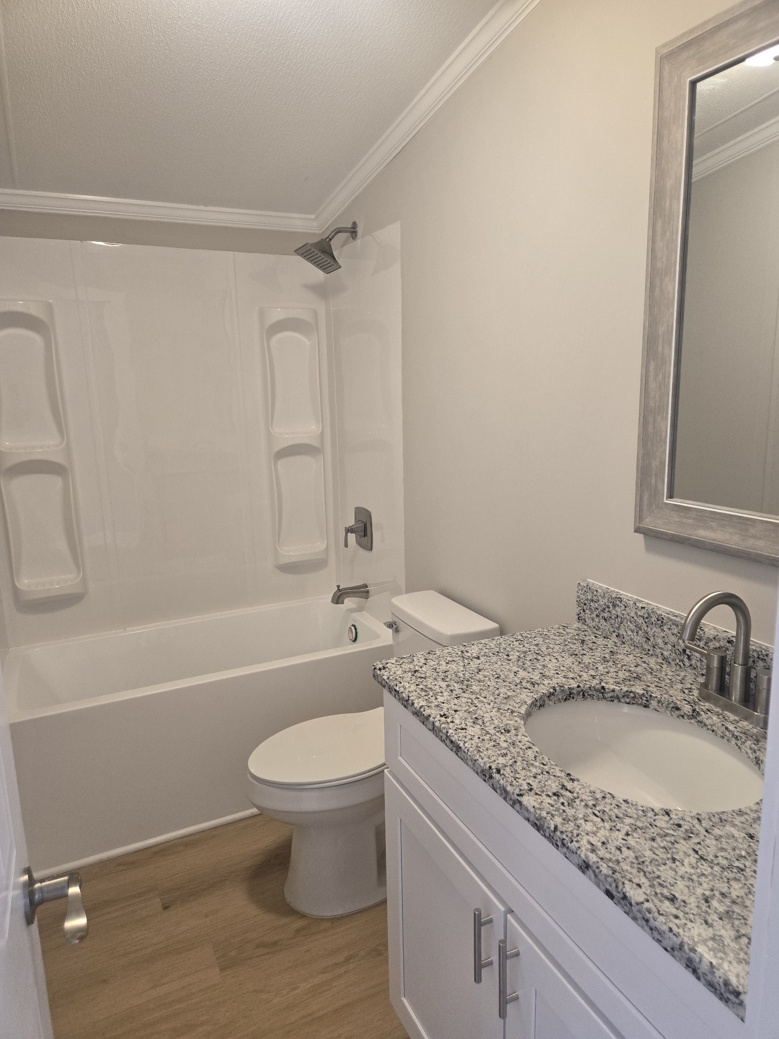 227 E Park Ave Property Photo 19