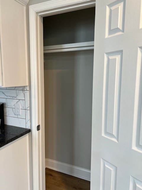 227 E Park Ave Property Photo 35