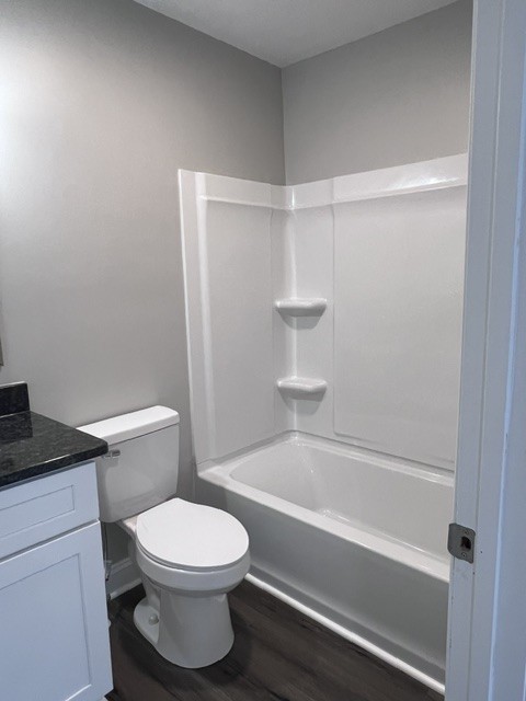 227 E Park Ave Property Photo 39
