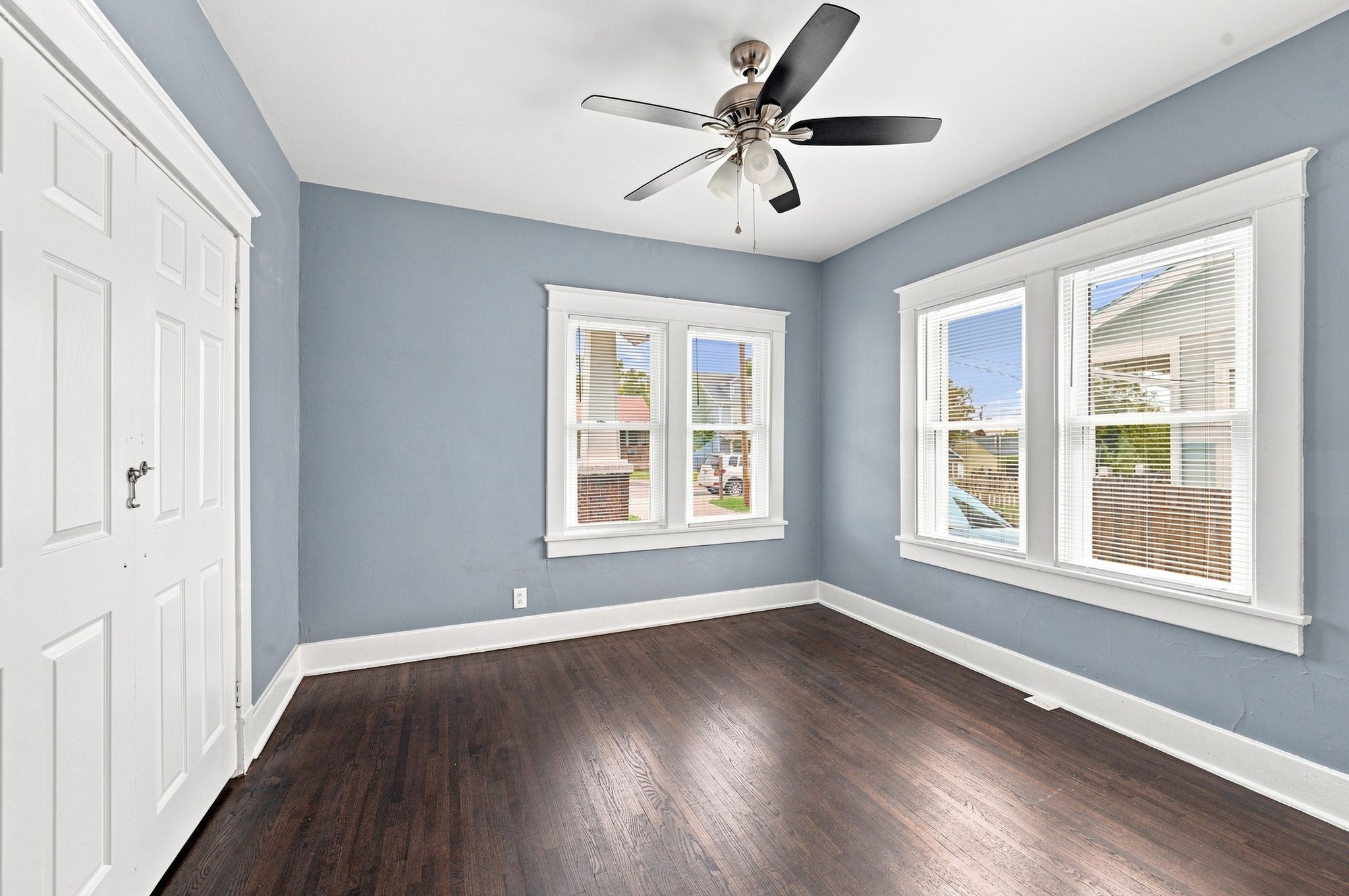 1072a Zophi St Property Photo 14
