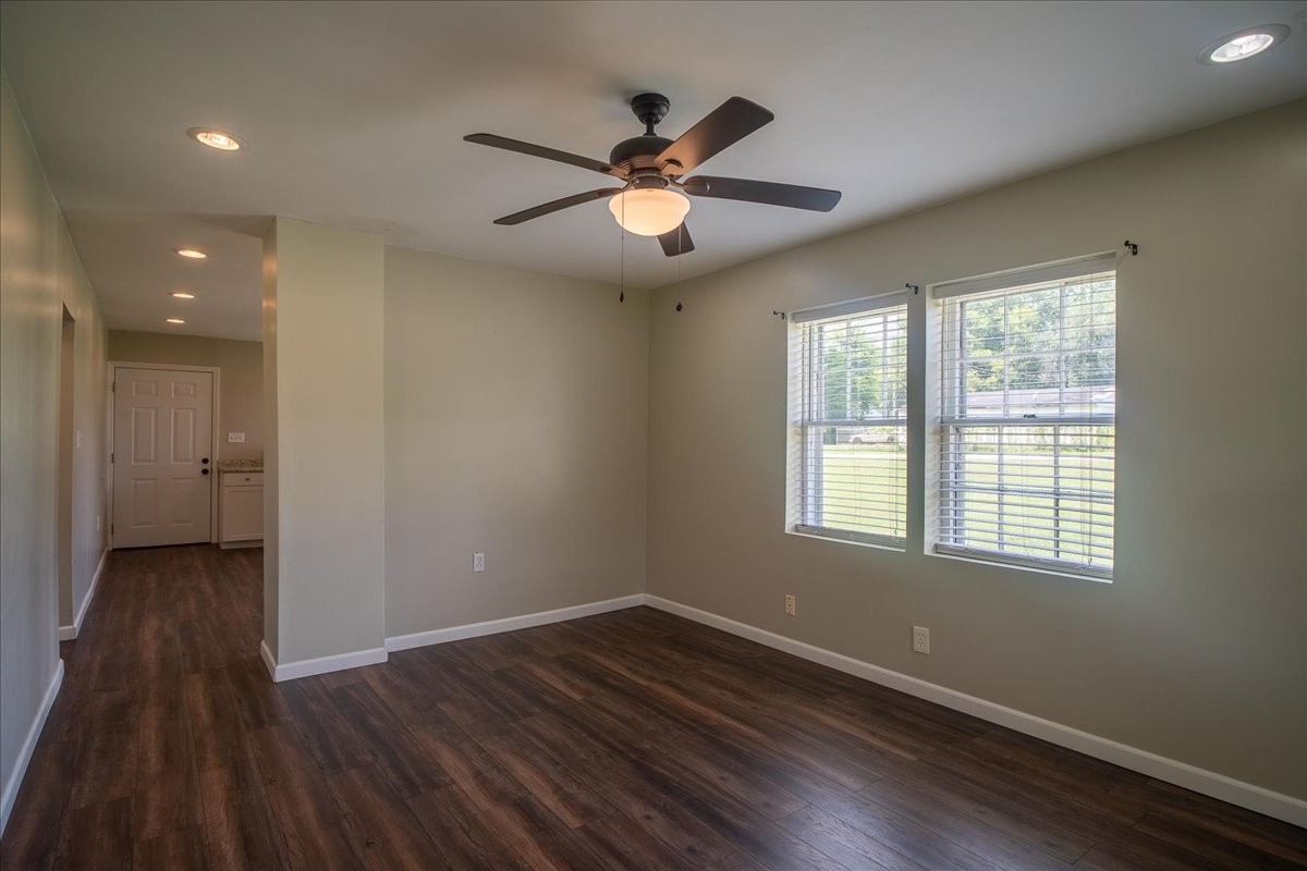 204 S Spurr St Property Photo 5