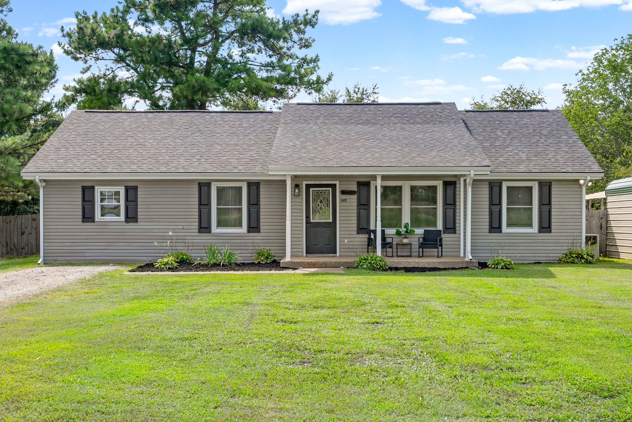 4409 Thomasville Rd Property Photo 1
