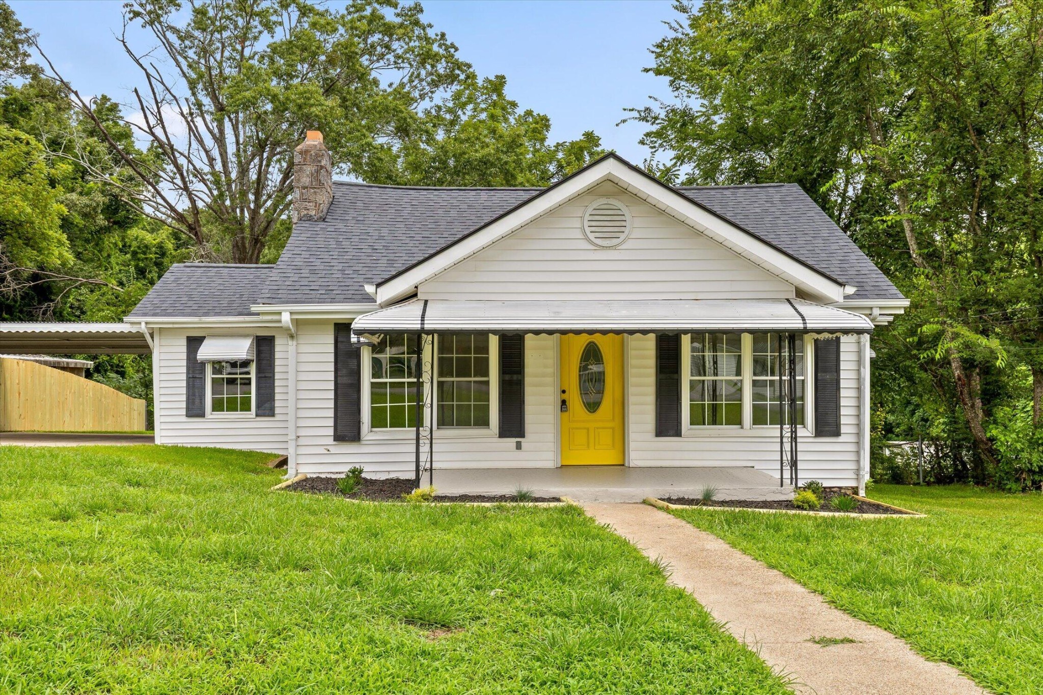 721 Claire Street Property Photo 1