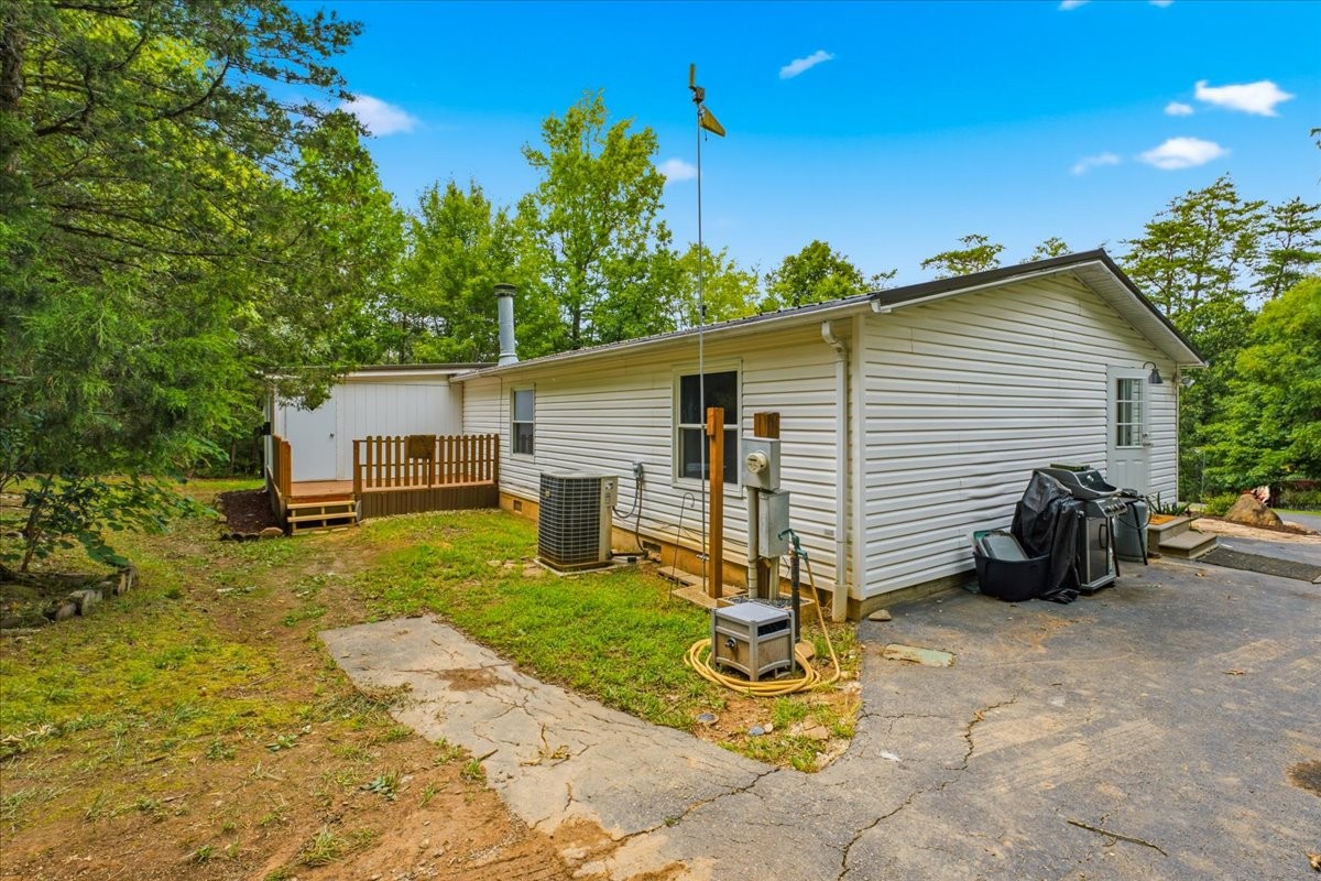 1814 Big Gully Rd Property Photo 30
