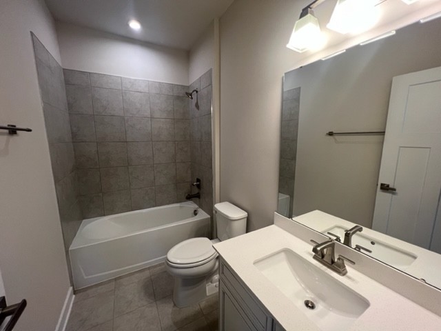 8053 Warbler Way Property Photo 4