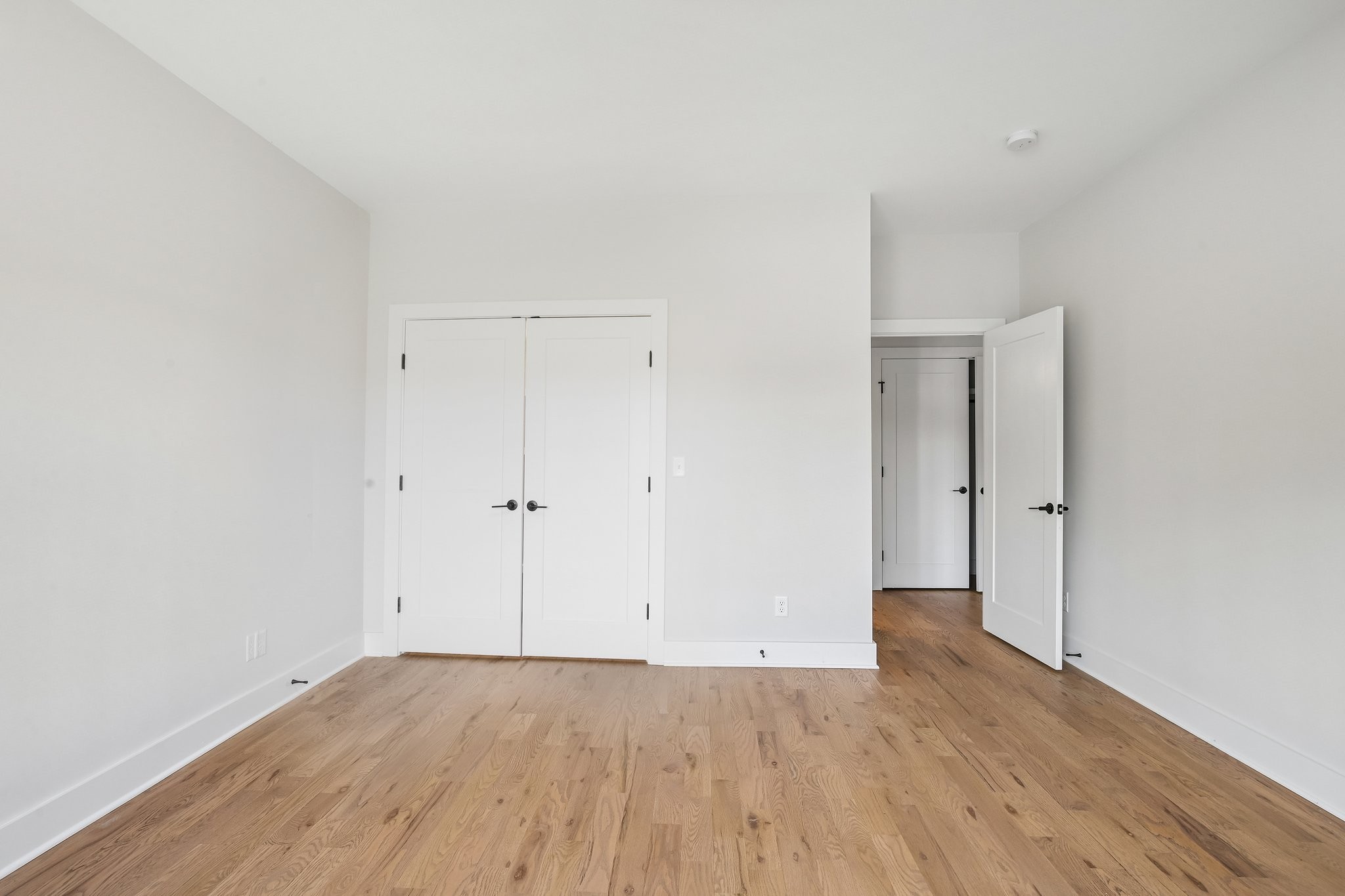 6122 Robertson Ave Property Photo 27